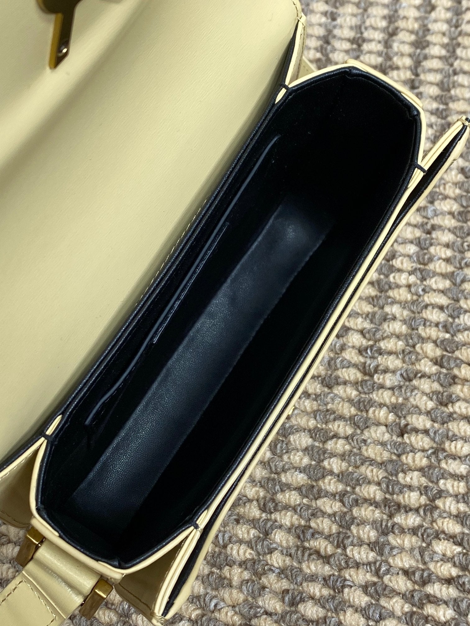 SAINT LAURENT SOLFERINO SMALL SATCHEL 19 IN CANARY YELLOW CALFSKIN GOLD HARDWARE