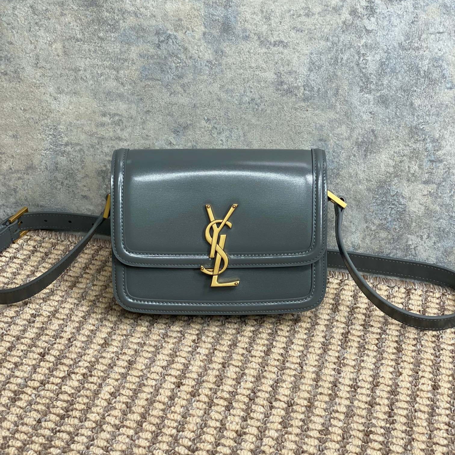 SAINT LAURENT SOLFERINO SMALL SATCHEL 19 IN DARK GREY CALFSKIN GOLD HARDWARE