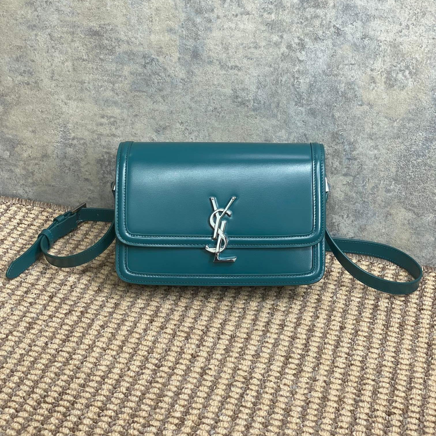 SAINT LAURENT SOLFERINO SMALL SATCHEL 23 IN CERULEAN BLUE CALFSKIN GOLD HARDWARE