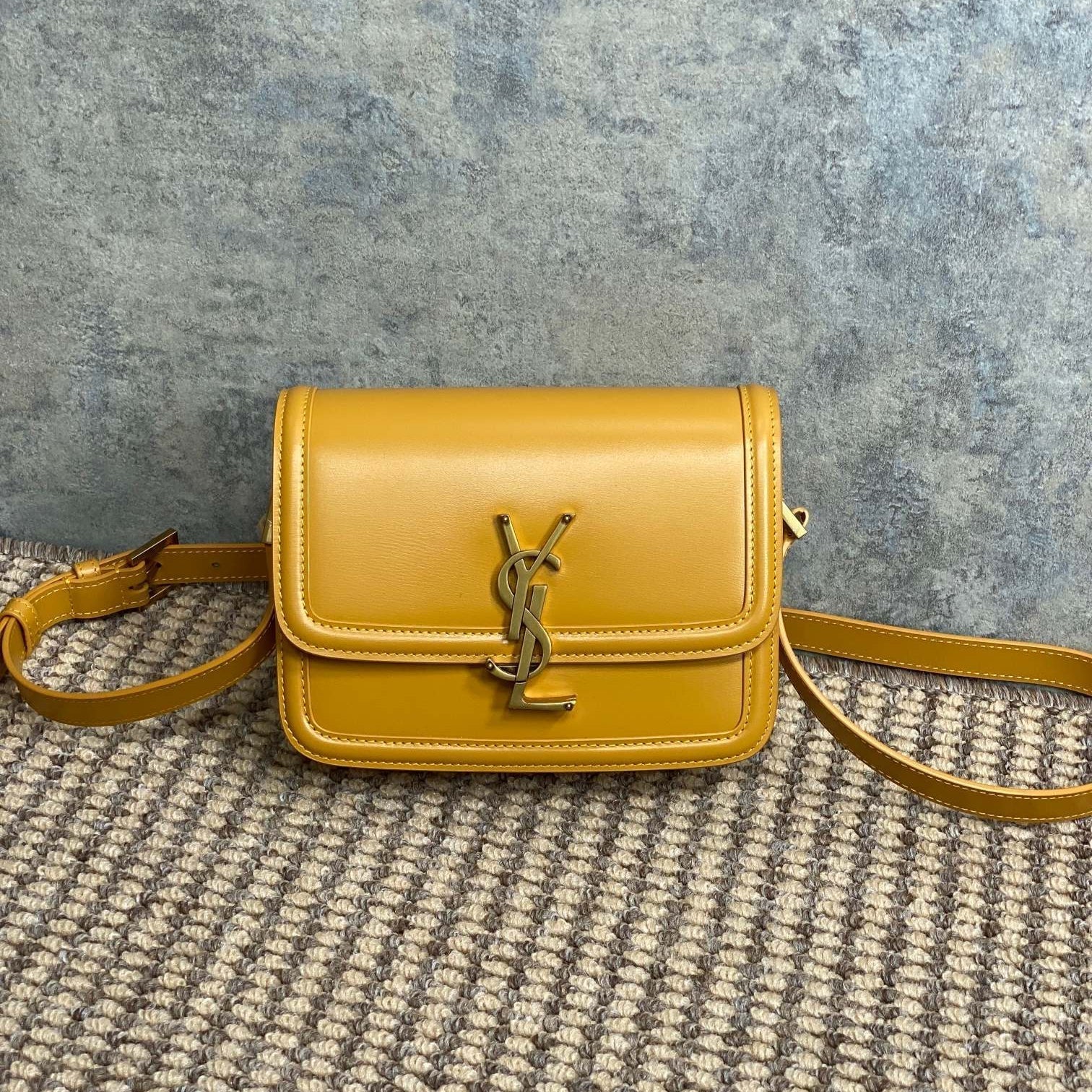 SAINT LAURENT SOLFERINO SMALL SATCHEL 19 IN SAFFRON YELLOW CALFSKIN GOLD HARDWARE