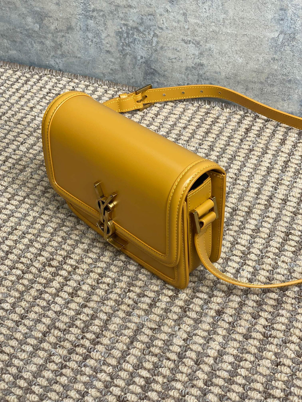 SAINT LAURENT SOLFERINO SMALL SATCHEL 19 IN SAFFRON YELLOW CALFSKIN GOLD HARDWARE