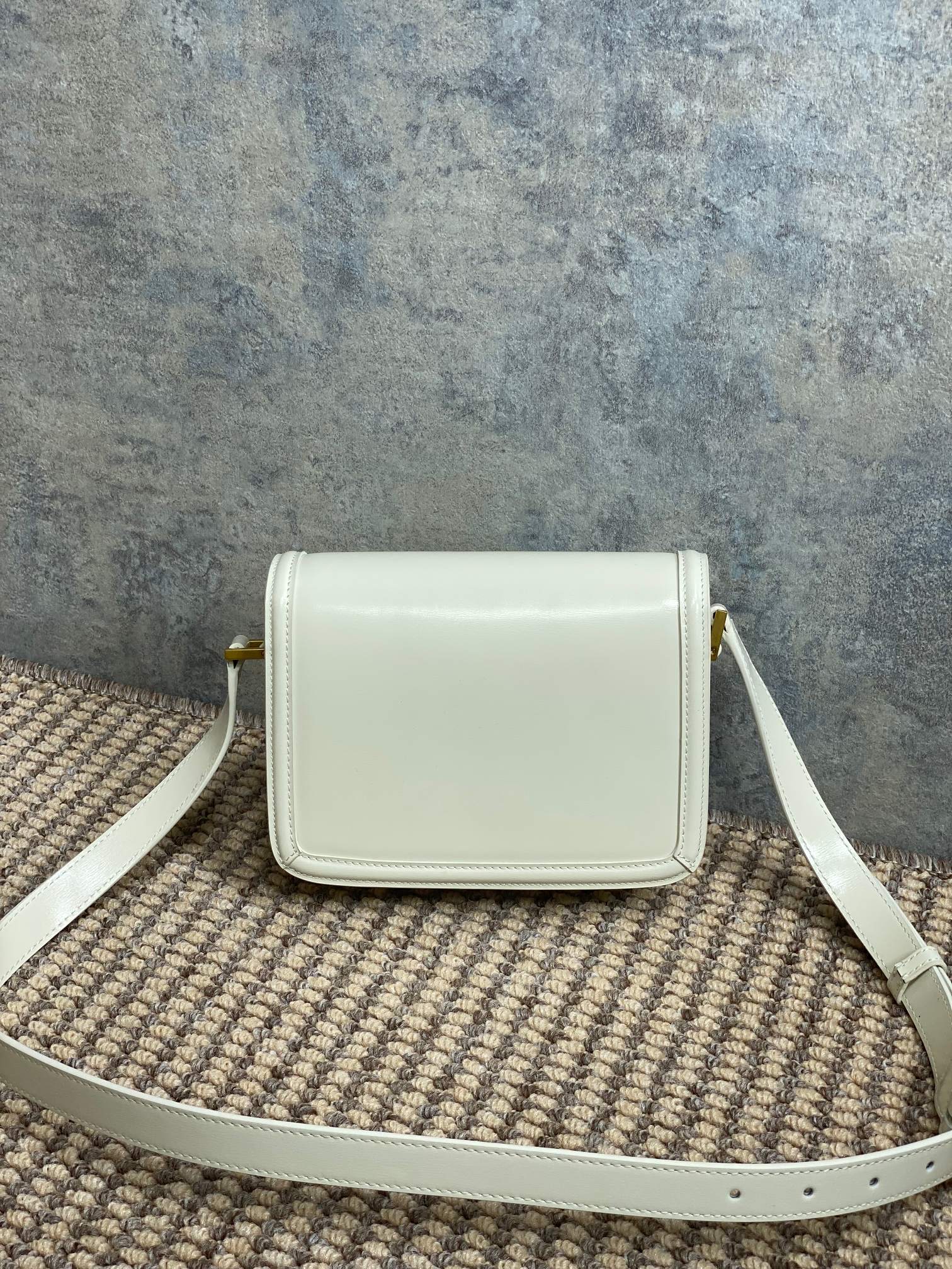 SAINT LAURENT SOLFERINO SMALL SATCHEL 19 IN WHITE CALFSKIN GOLD HARDWARE