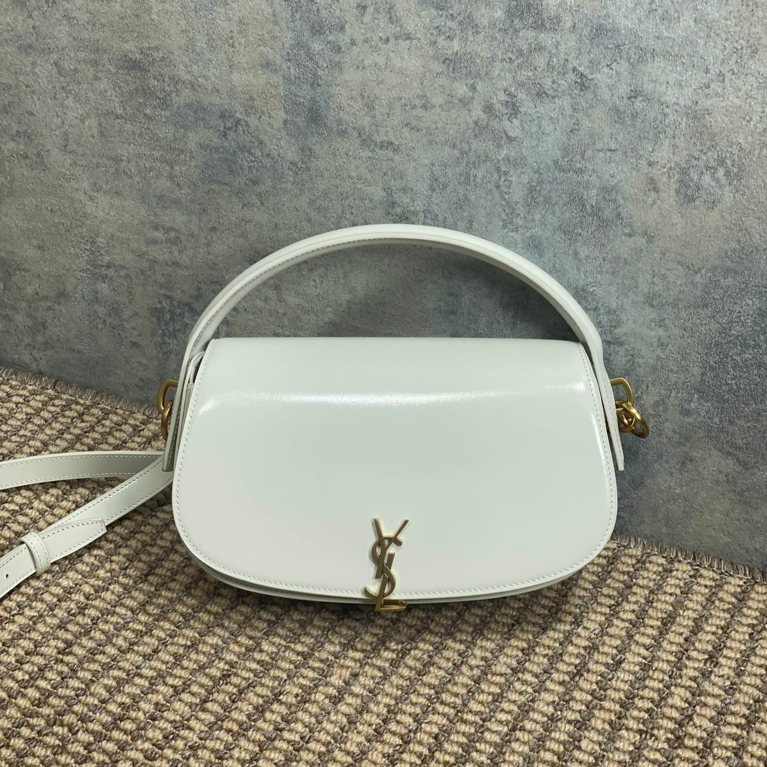 SAINT LAURENT VOLTAIRE HALF-MOON SHOULDER BAG 24 IN WHITE CALFSKIN GOLD METALLIC