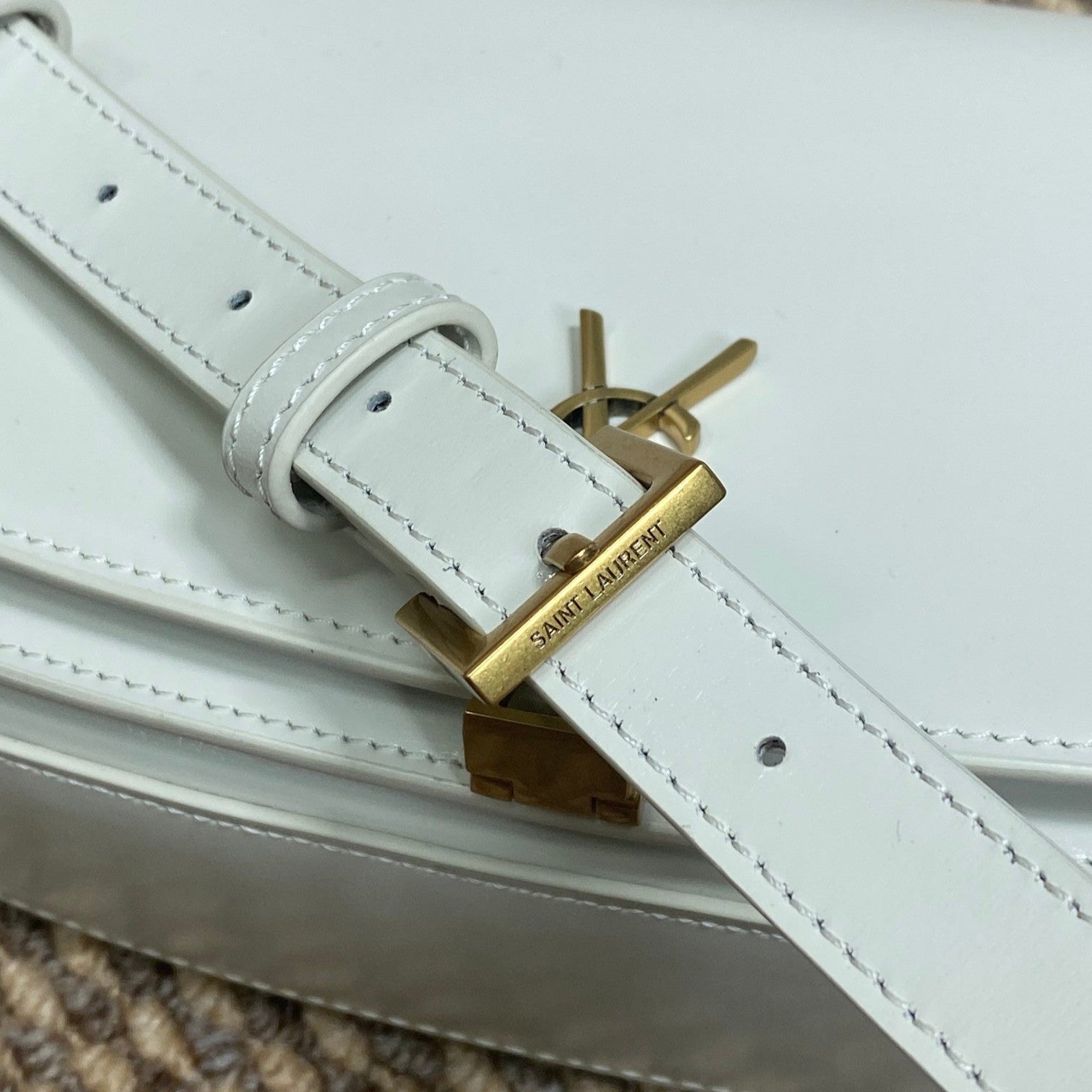 SAINT LAURENT VOLTAIRE HALF-MOON SHOULDER BAG 24 IN WHITE CALFSKIN GOLD METALLIC