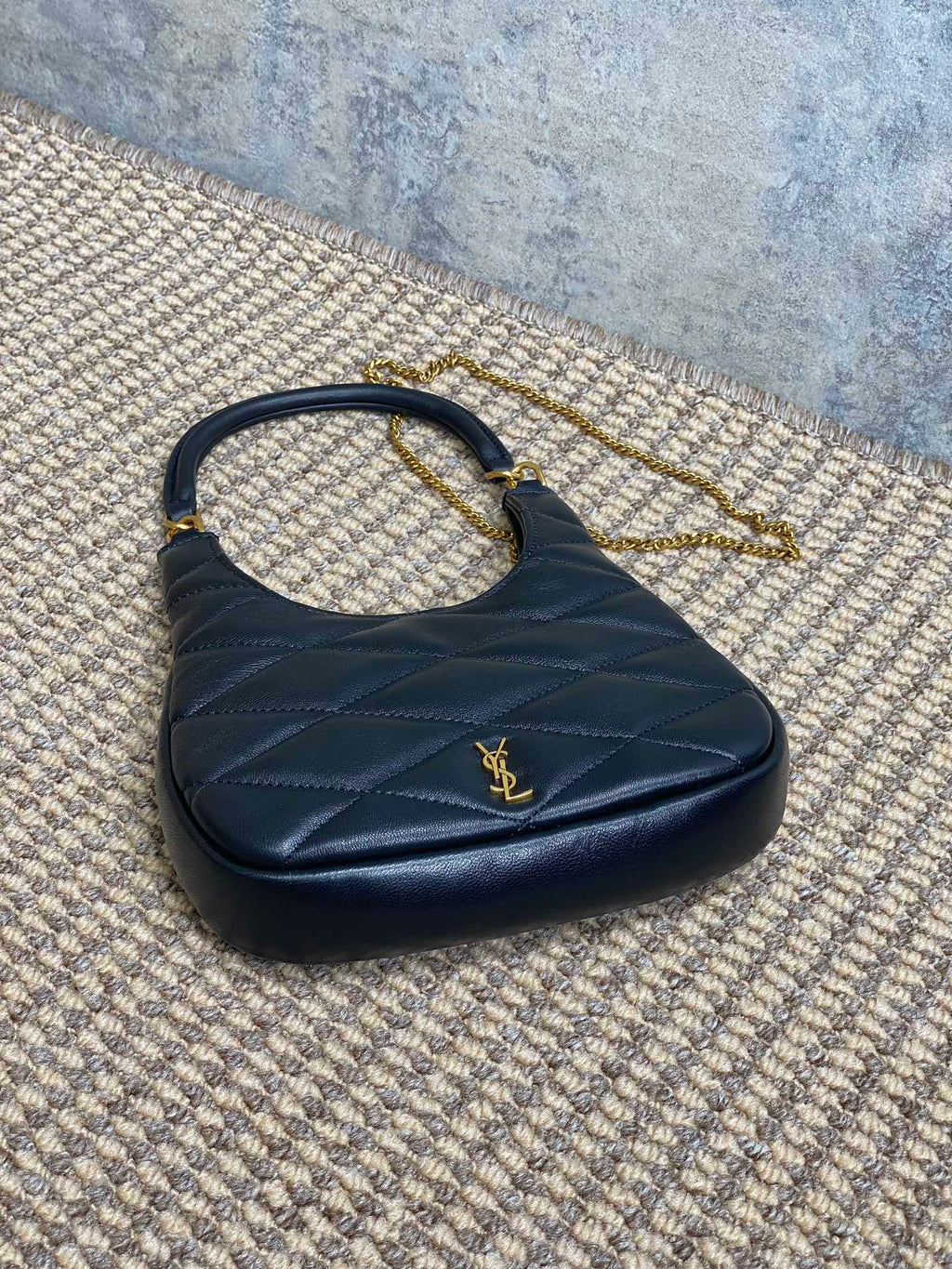SAINT LAURENT SADE HOBO 21 IN BLACK LAMBSKIN GOLD HARDWARE