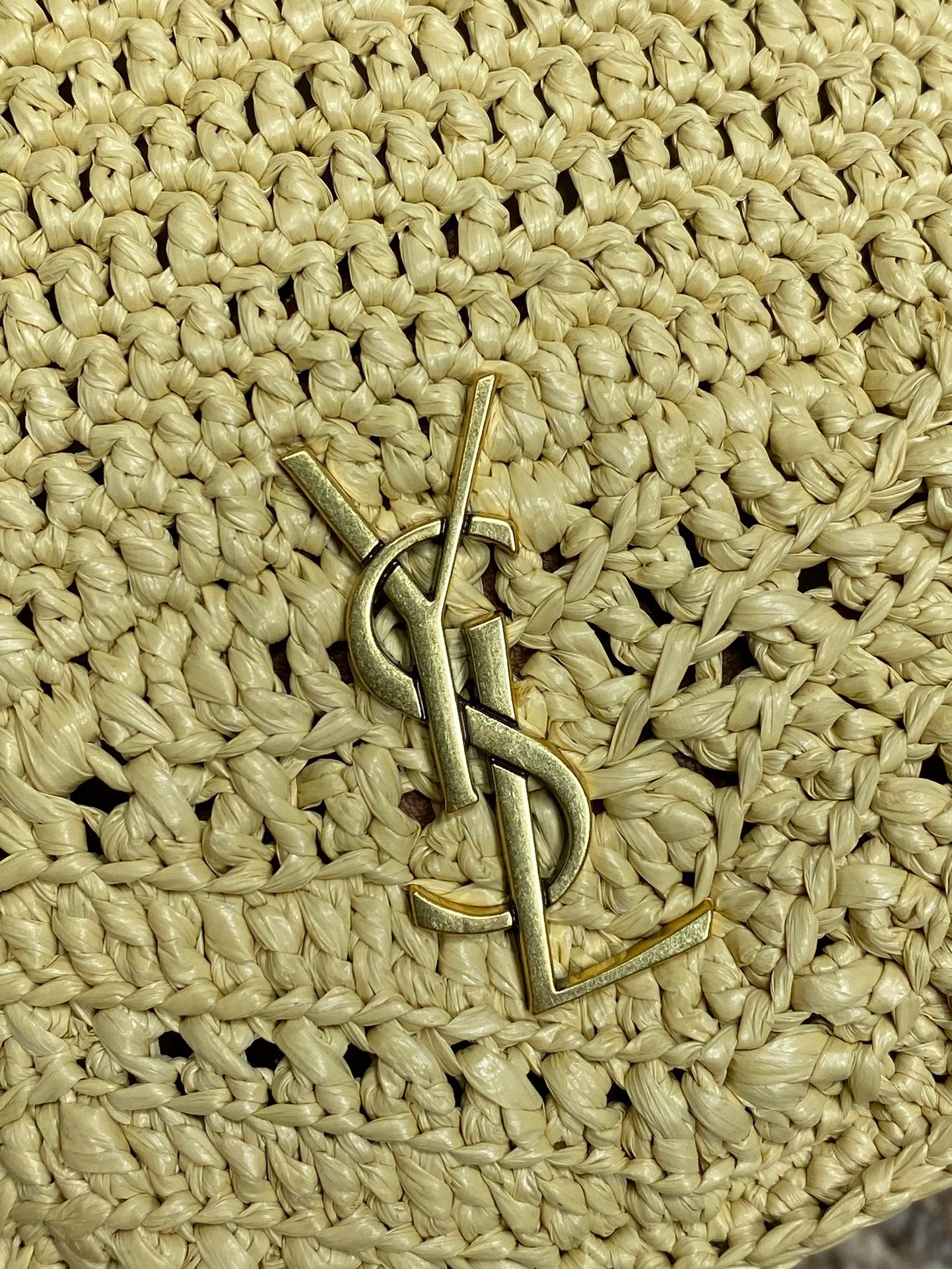 SAINT LAURENT DRAWSTRING BUCKET BAG 19 IN BEIGE WOVEN RAFFIA AND CALFSKIN