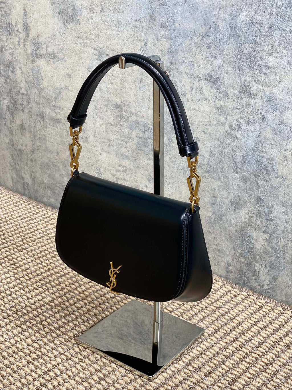 SAINT LAURENT VOLTAIRE TOP HANDLE IN BOX 21 IN BLACK CALFSKIN GOLD HARDWARE