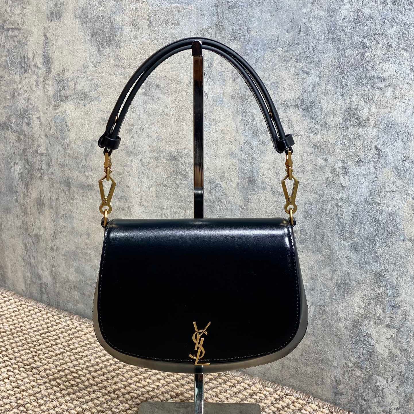 SAINT LAURENT VOLTAIRE TOP HANDLE IN BOX 21 IN BLACK CALFSKIN GOLD HARDWARE