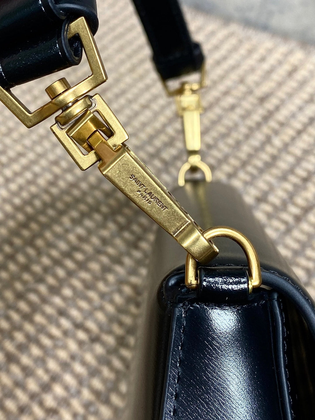 SAINT LAURENT VOLTAIRE TOP HANDLE IN BOX 21 IN BLACK CALFSKIN GOLD HARDWARE
