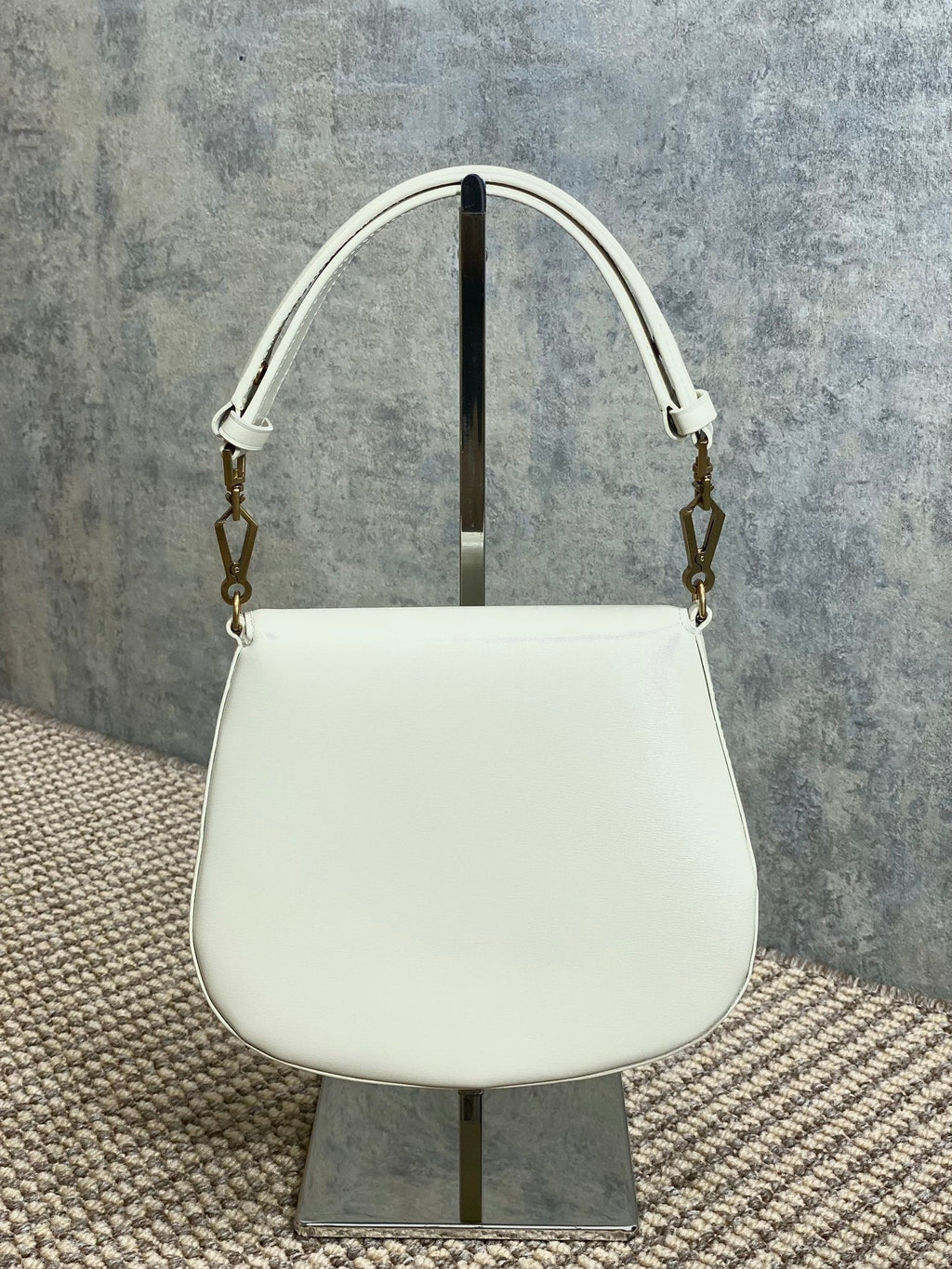 SAINT LAURENT VOLTAIRE TOP HANDLE IN BOX 21 IN WHITE CALFSKIN GOLD HARDWARE