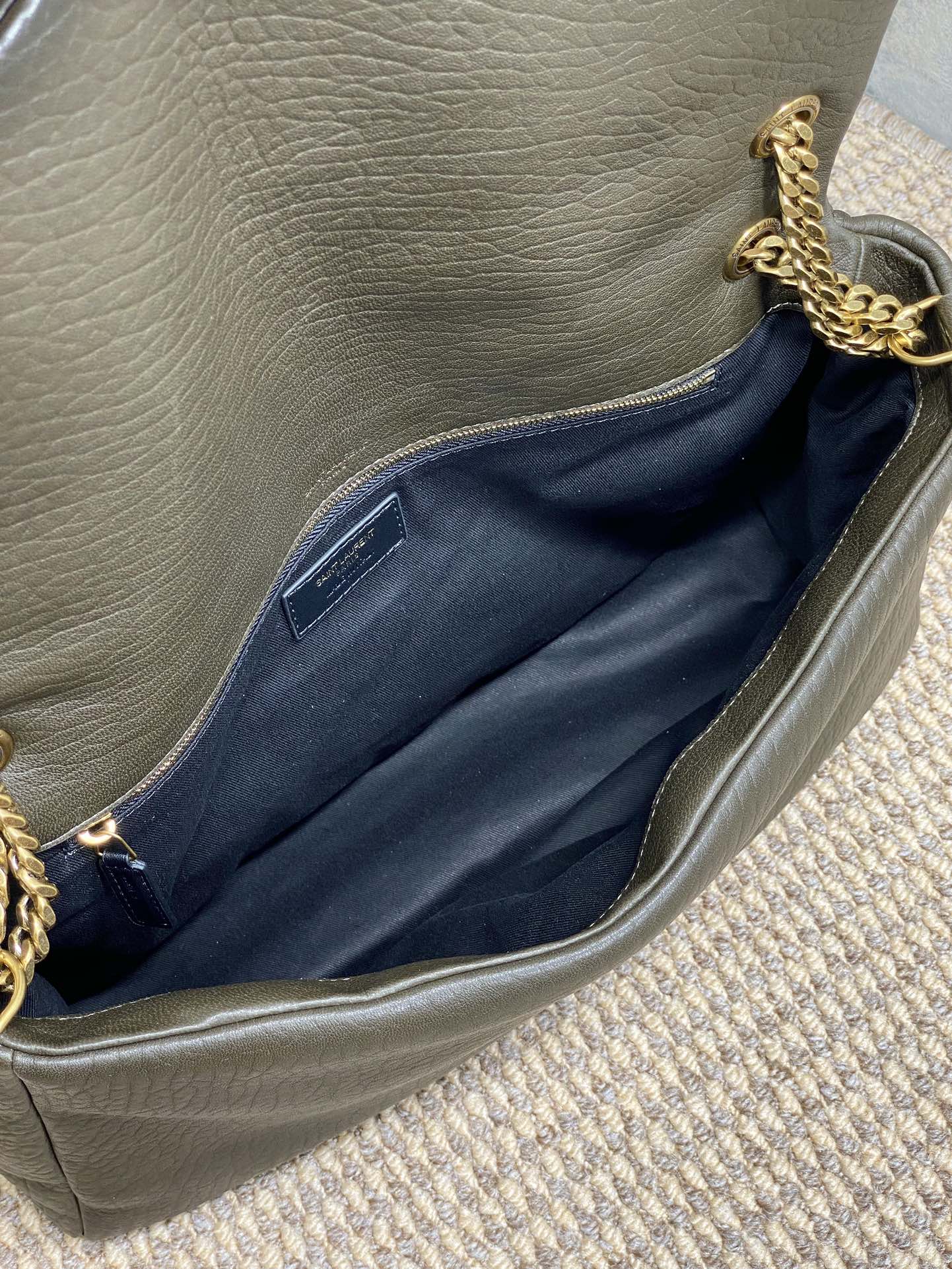 SAINT LAURENT CALYPSO 36 CHAIN BAG IN DARK GREEN LAMBSKIN