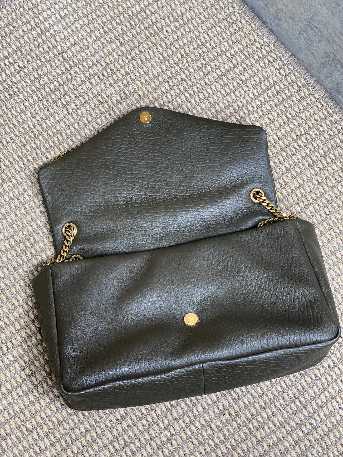 SAINT LAURENT CALYPSO 36 CHAIN BAG IN DARK GREEN LAMBSKIN