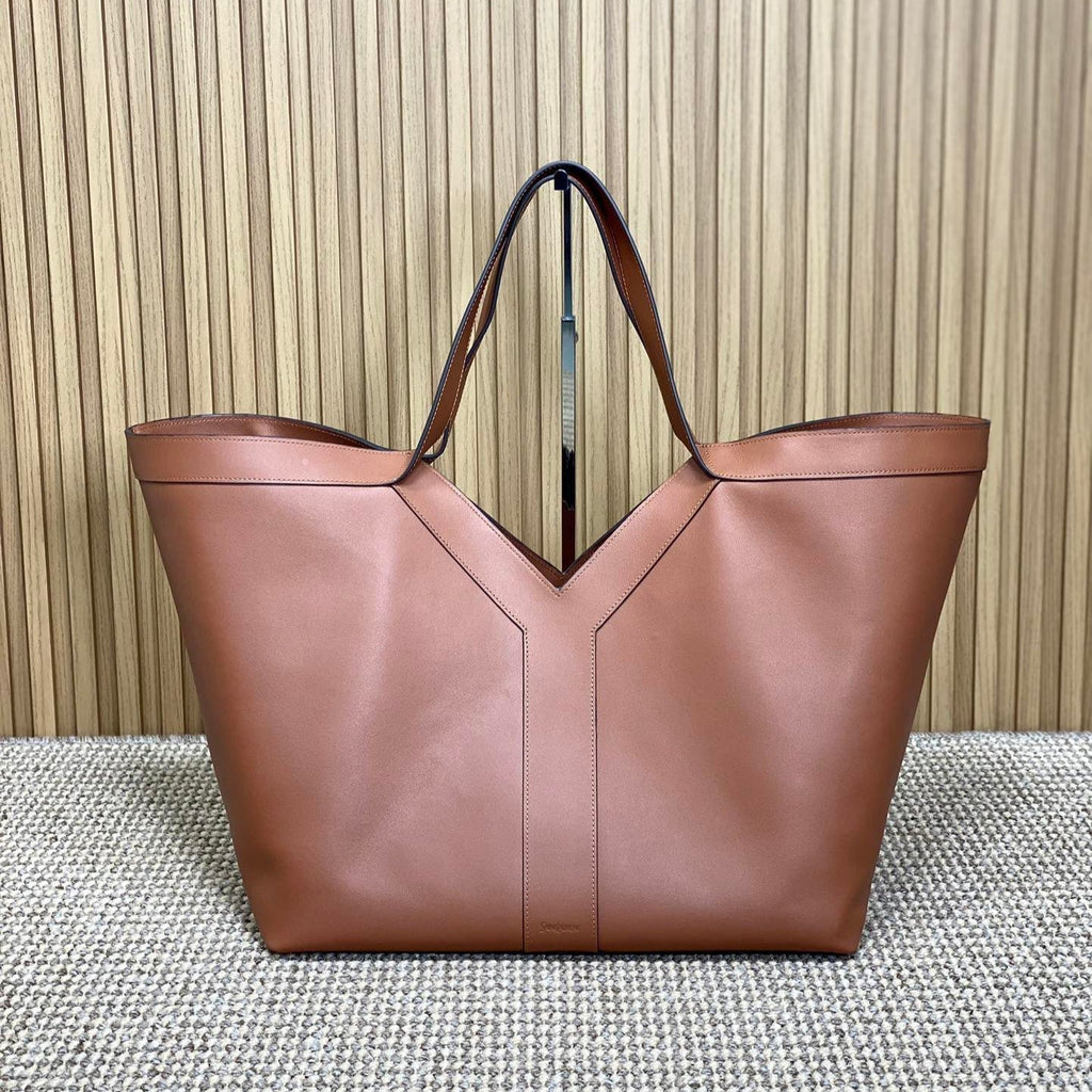 SAINT LAURENT Y TOTE BAG 39 IN TAWNY BROWN CALFSKIN