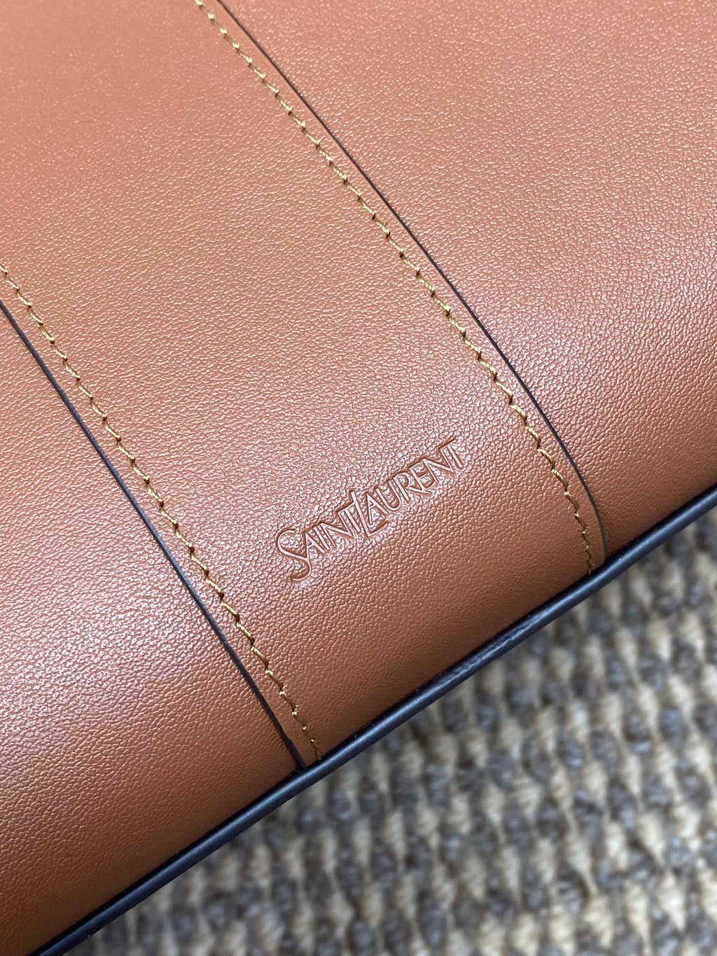 SAINT LAURENT Y TOTE BAG 39 IN TAWNY BROWN CALFSKIN