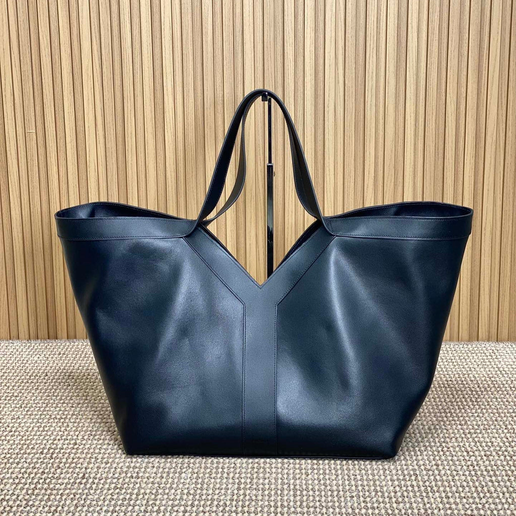 SAINT LAURENT Y TOTE BAG 39 IN BLACK CALFSKIN