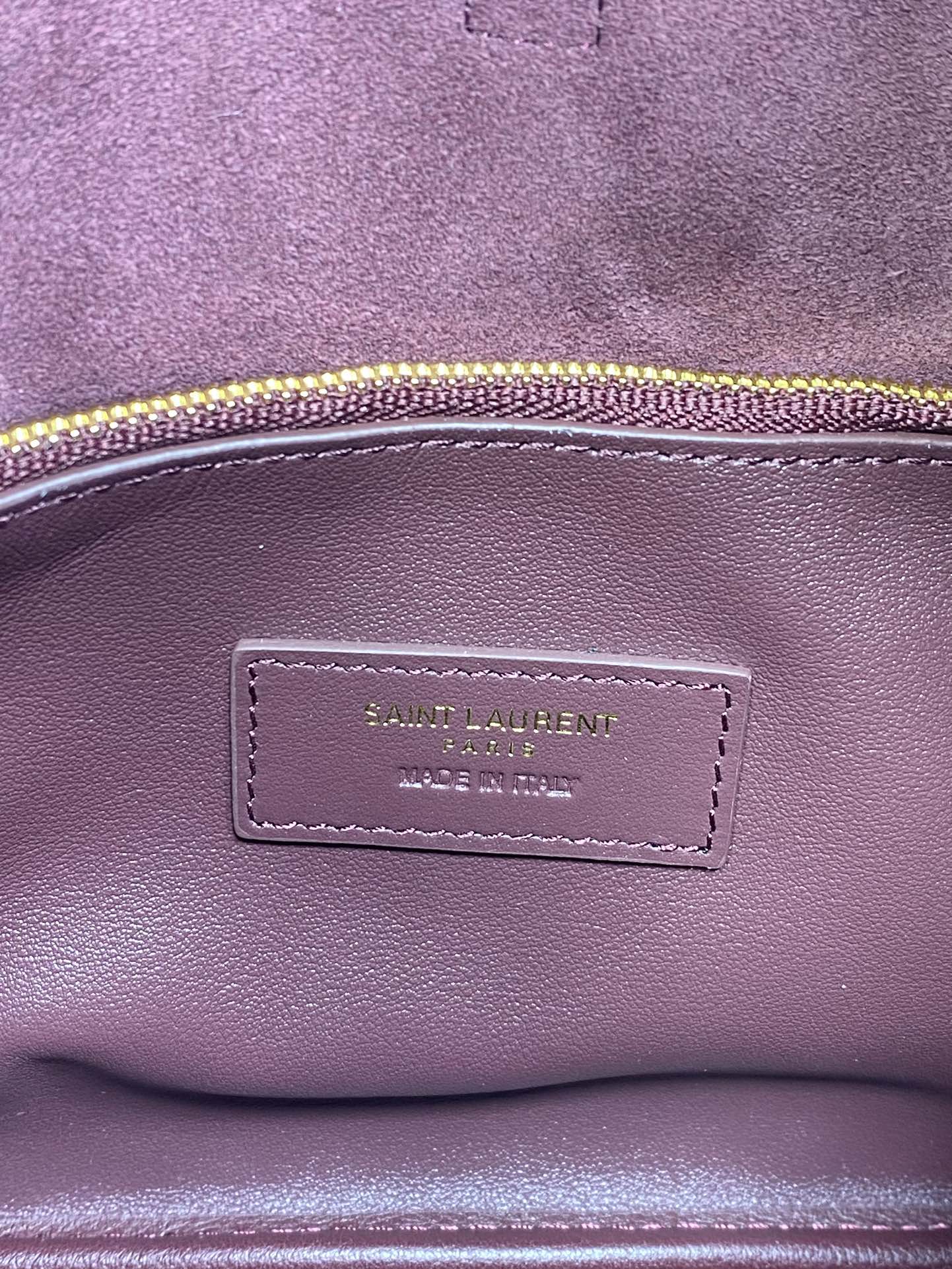 SAINT LAURENT LE 5 À 7 SMALL SUPPLE 22 IN GRAPE PURPLE CALFSKIN GOLD BUCKLE