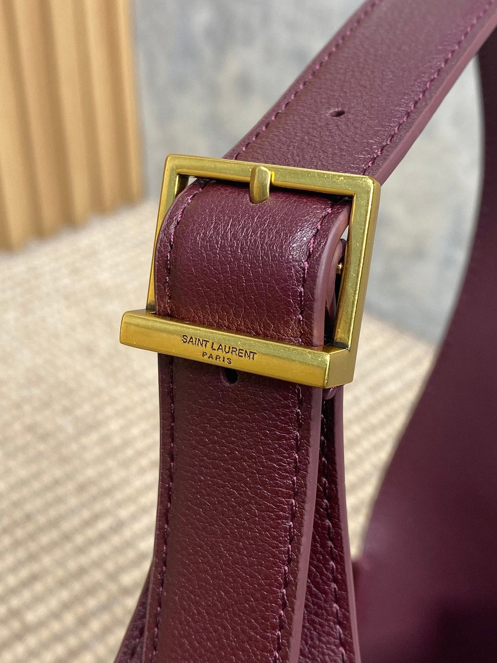 SAINT LAURENT LE 5 À 7 SMALL SUPPLE 22 IN GRAPE PURPLE CALFSKIN GOLD BUCKLE
