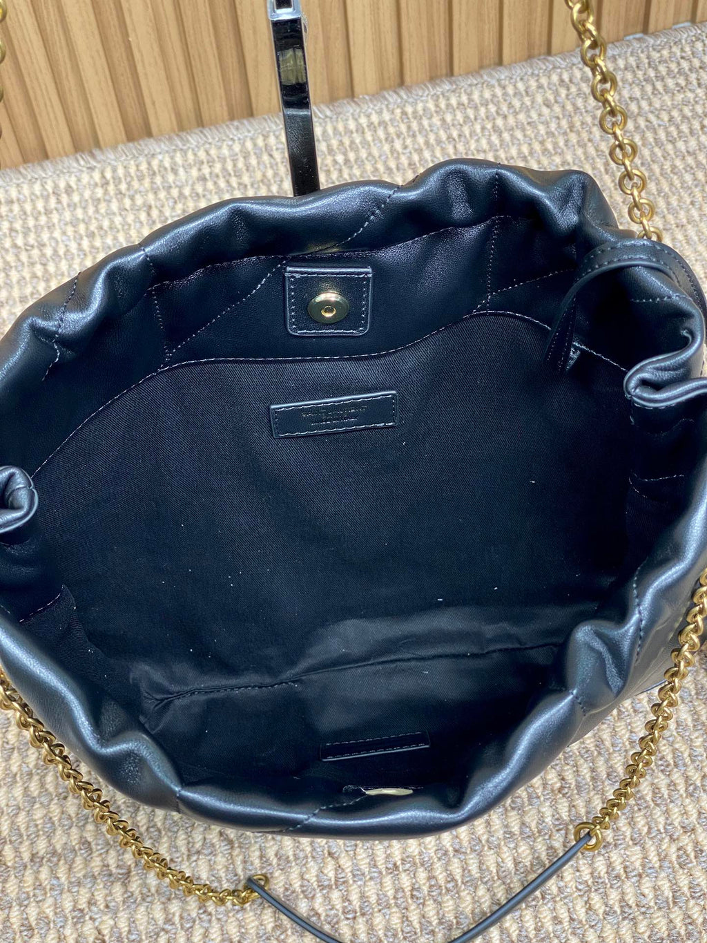SAINT LAURENT DRAWSTRING CHAIN STRAP SHOULDER BAG 39 IN NAVY BLUE QUILTED CALFSKIN