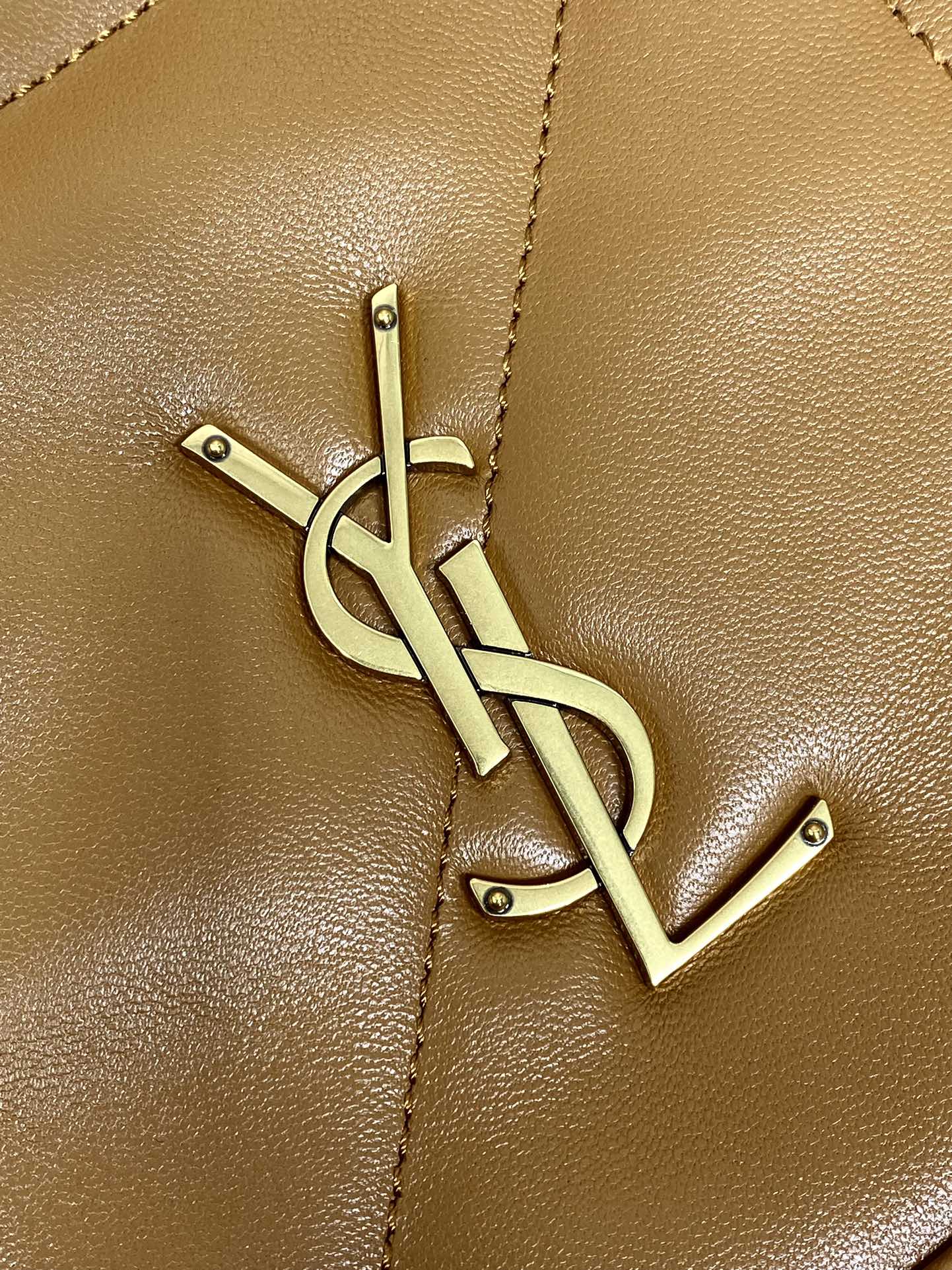 SAINT LAURENT DRAWSTRING CHAIN STRAP SHOULDER BAG 39 IN TORTILLA BROWN QUILTED CALFSKIN