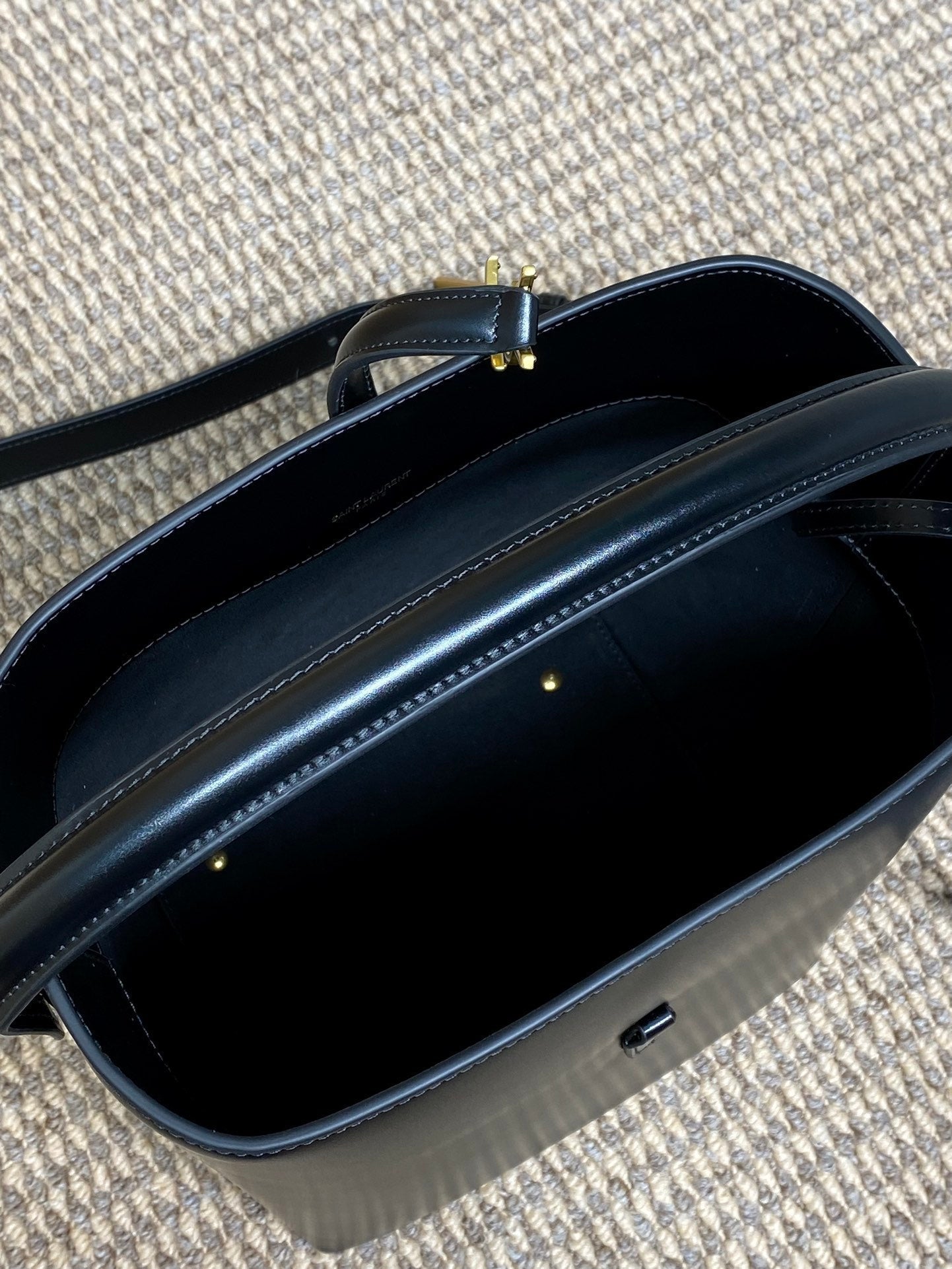 SAINT LAURENT LE 37 MEDIUM BUCKET BAG 25 IN BLACK CALFSKIN GOLD HARDWARE