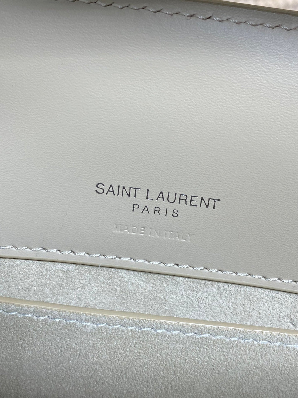 SAINT LAURENT LE 37 SMALL BUCKET BAG 20 IN WHITE CALFSKIN SILVER HARDWARE