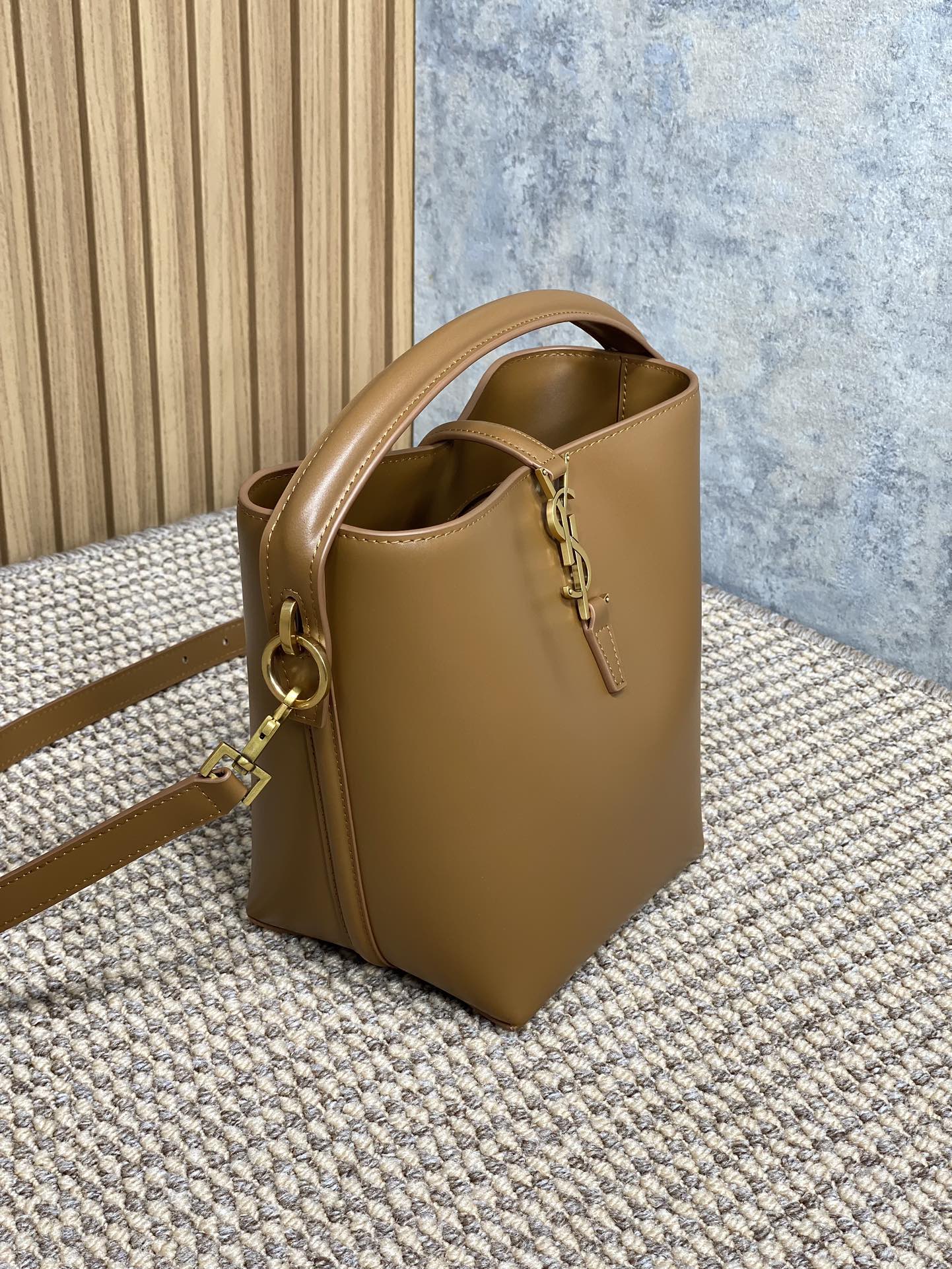 SAINT LAURENT LE 37 SMALL BUCKET BAG 20 IN TORTILLA BROWN CALFSKIN GOLD HARDWARE