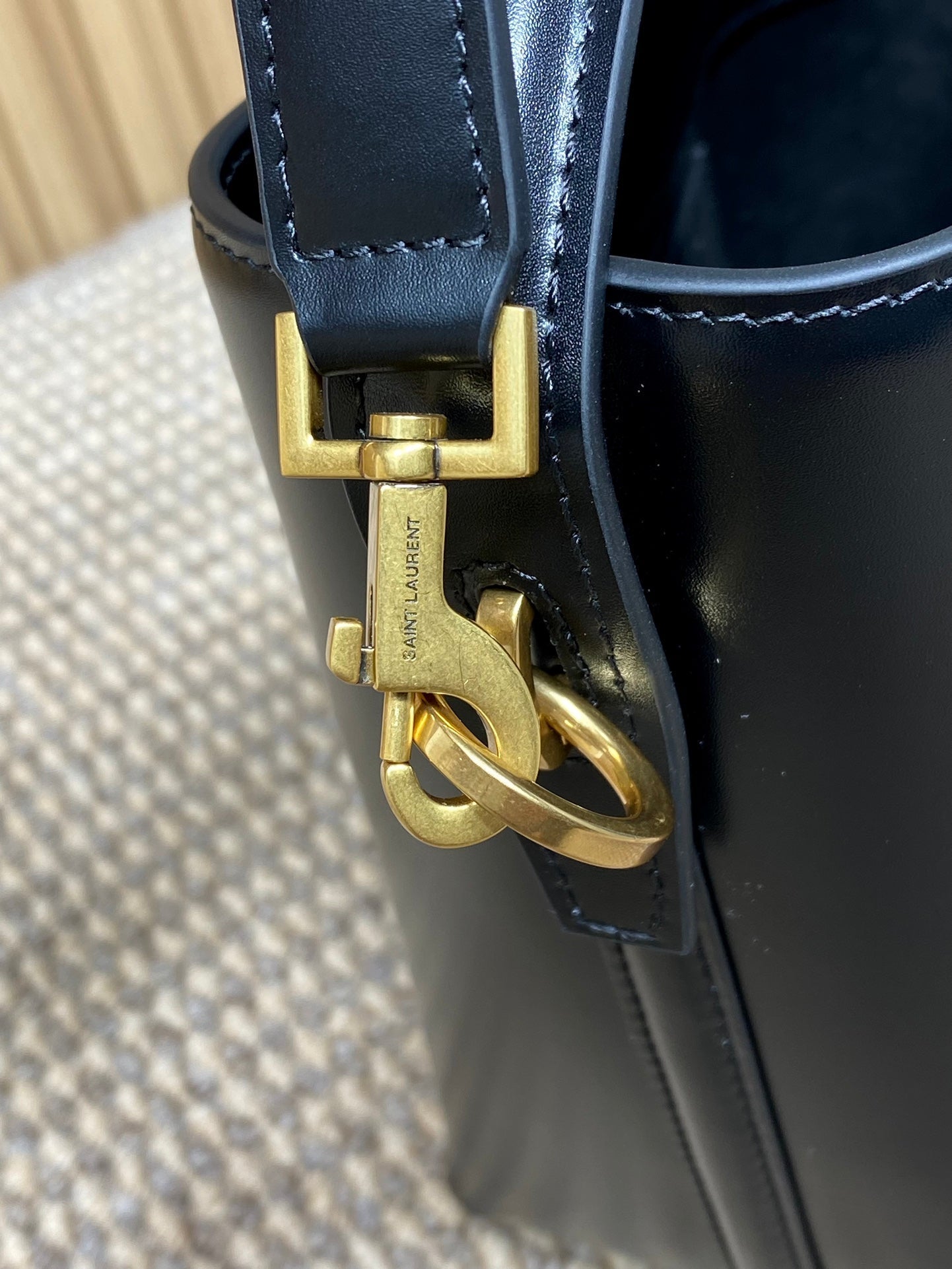 SAINT LAURENT LE 37 SMALL BUCKET BAG 20 IN BLACK CALFSKIN GOLD HARDWARE