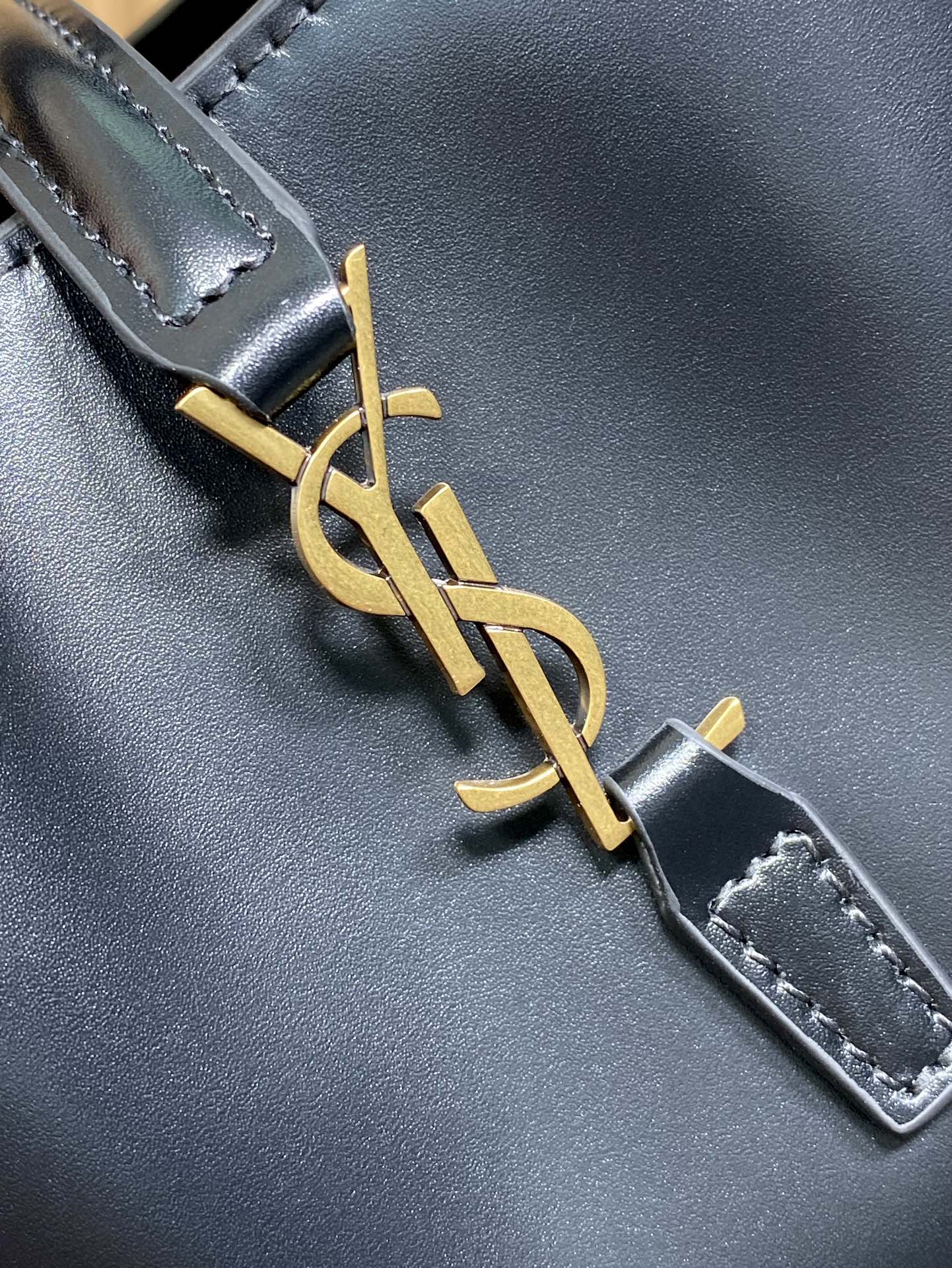 SAINT LAURENT LE 37 MINI BUCKET BAG 15 IN BLACK CALFSKIN GOLD HARDWARE