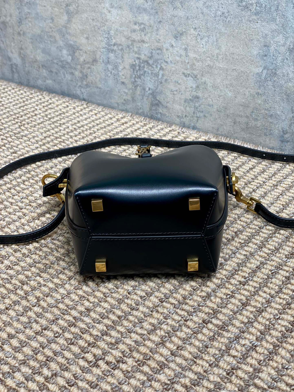 SAINT LAURENT LE 37 MINI BUCKET BAG 15 IN BLACK CALFSKIN GOLD HARDWARE
