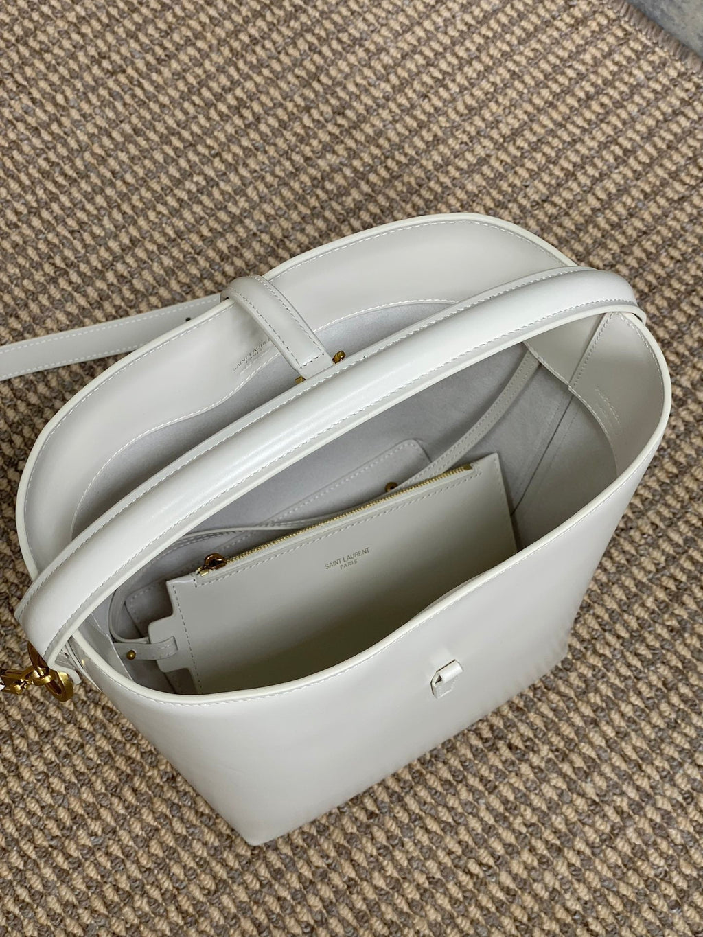SAINT LAURENT LE 37 MEDIUM BUCKET BAG 25 IN WHITE CALFSKIN GOLD HARDWARE