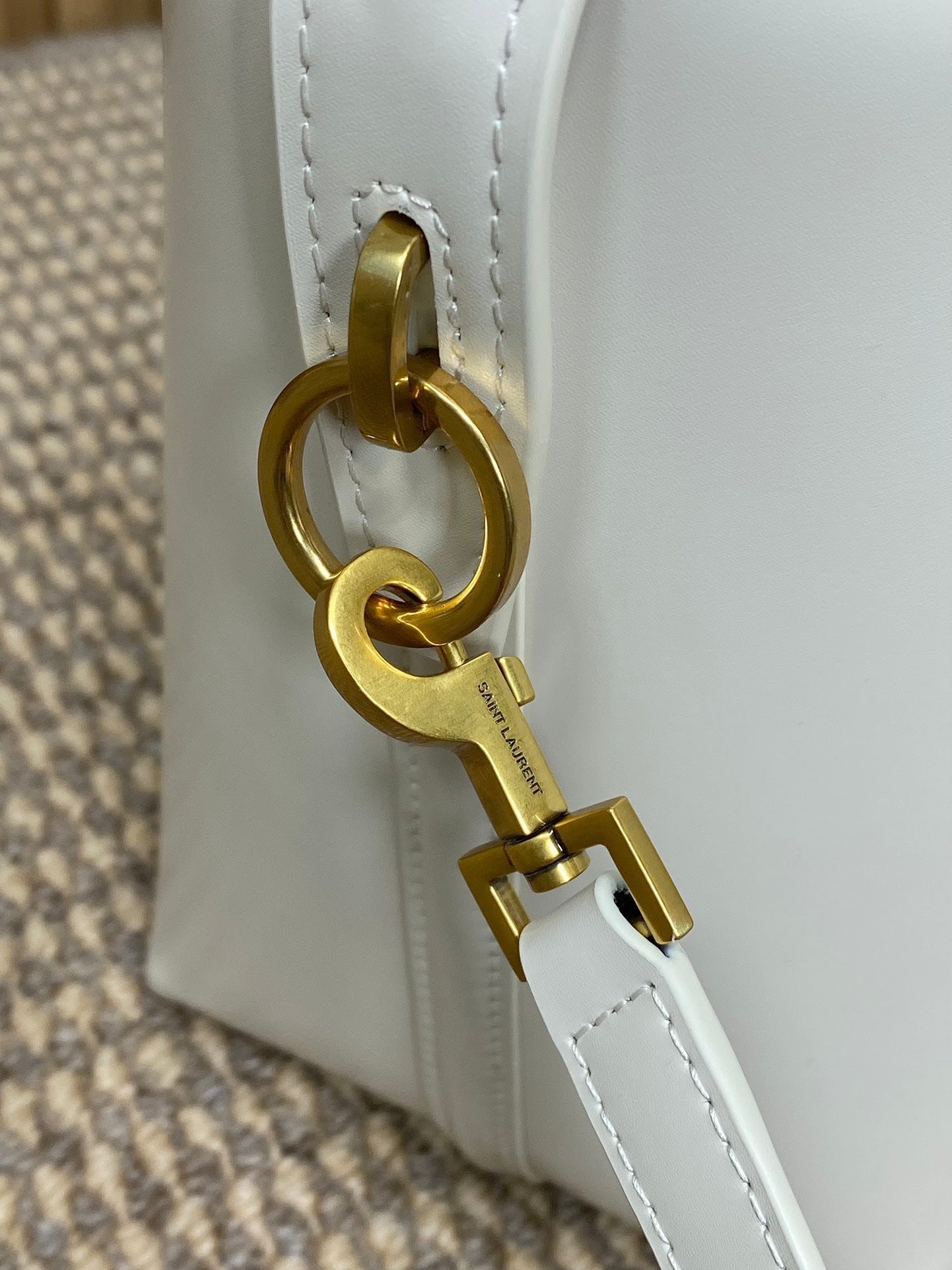 SAINT LAURENT LE 37 SMALL BUCKET BAG 20 IN WHITE CALFSKIN GOLD HARDWARE