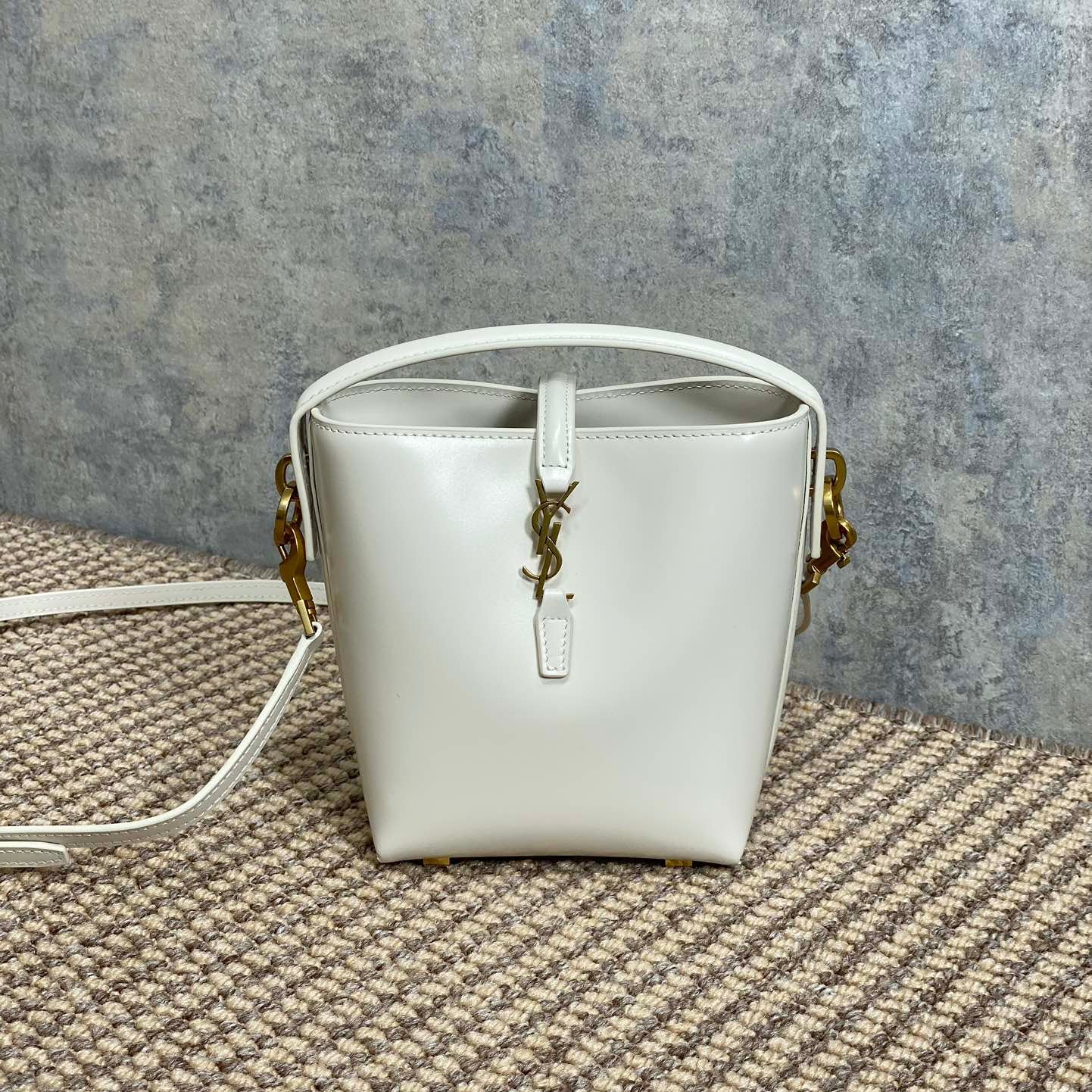 SAINT LAURENT LE 37 MINI BUCKET BAG 15 IN WHITE CALFSKIN GOLD HARDWARE