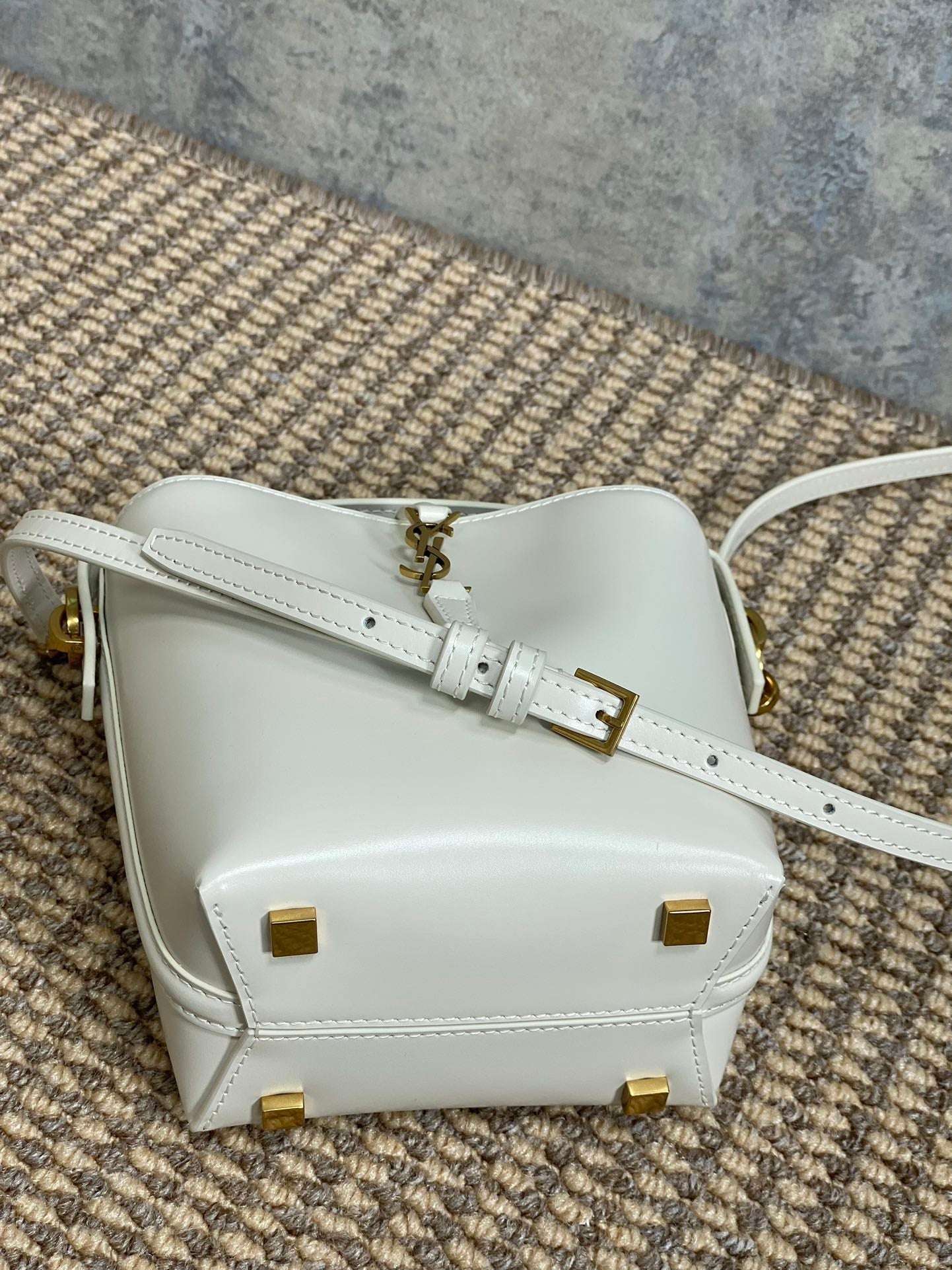 SAINT LAURENT LE 37 MINI BUCKET BAG 15 IN WHITE CALFSKIN GOLD HARDWARE