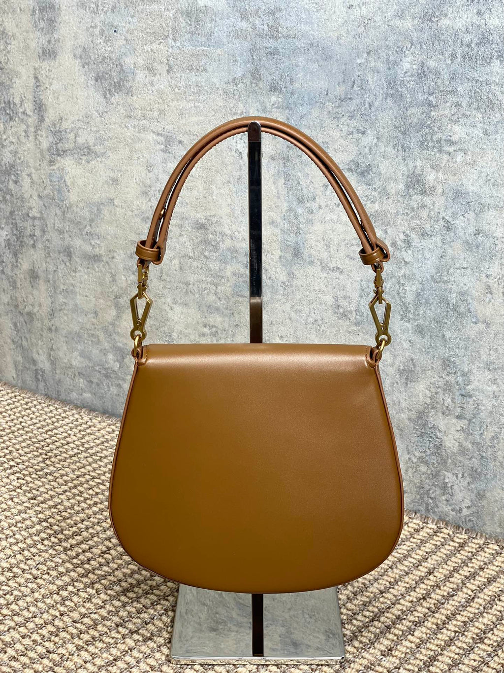 SAINT LAURENT VOLTAIRE TOP HANDLE IN BOX 21 IN TAWNY BROWN CALFSKIN GOLD HARDWARE