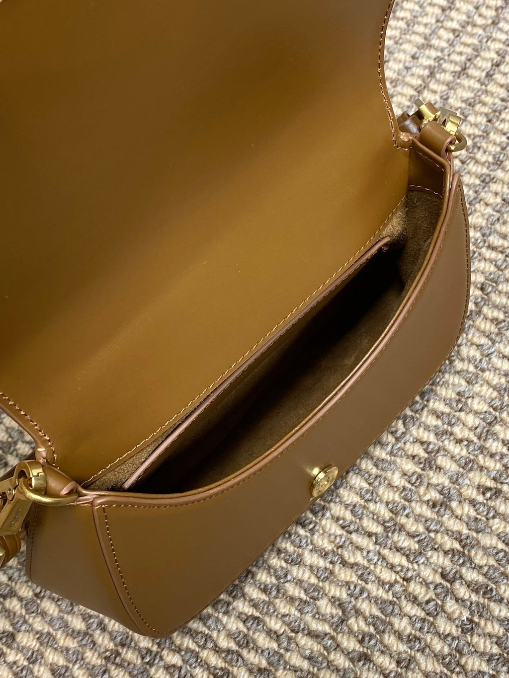 SAINT LAURENT VOLTAIRE TOP HANDLE IN BOX 21 IN TAWNY BROWN CALFSKIN GOLD HARDWARE