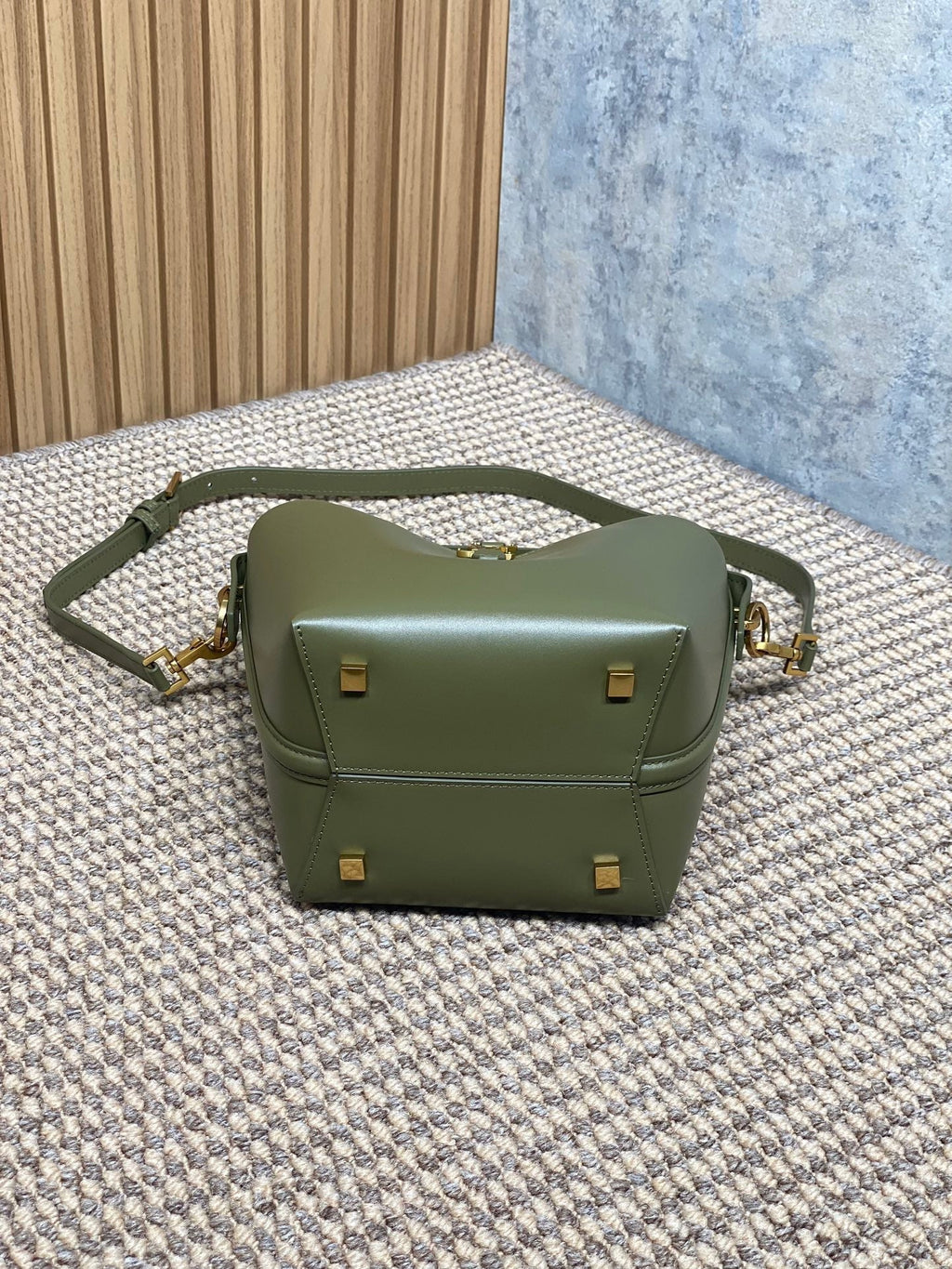 SAINT LAURENT LE 37 SMALL BUCKET BAG 20 IN AVOCADO GREEN CALFSKIN GOLD HARDWARE