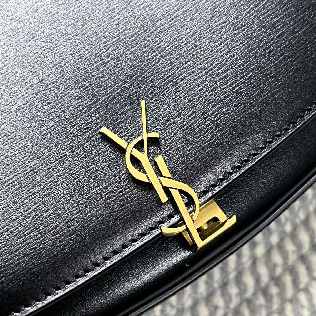 SAINT LAURENT VOLTAIRE IN BOX 21 IN BLACK CALFSKIN GOLD LOGO