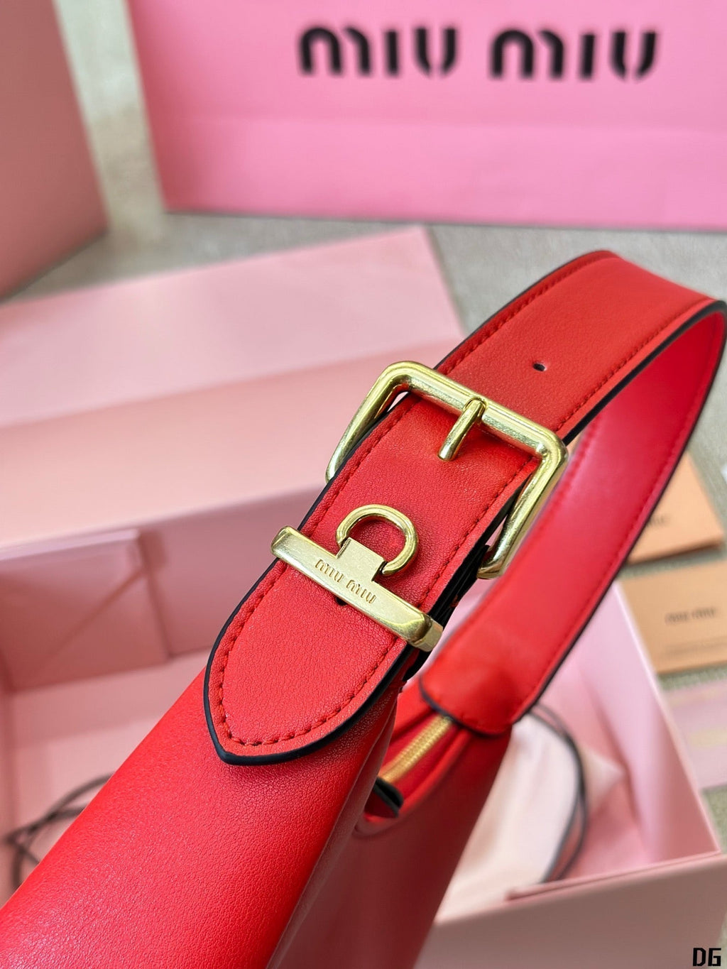 FENDI HOBO 20 BAG IN CHERRY RED CALFSKIN