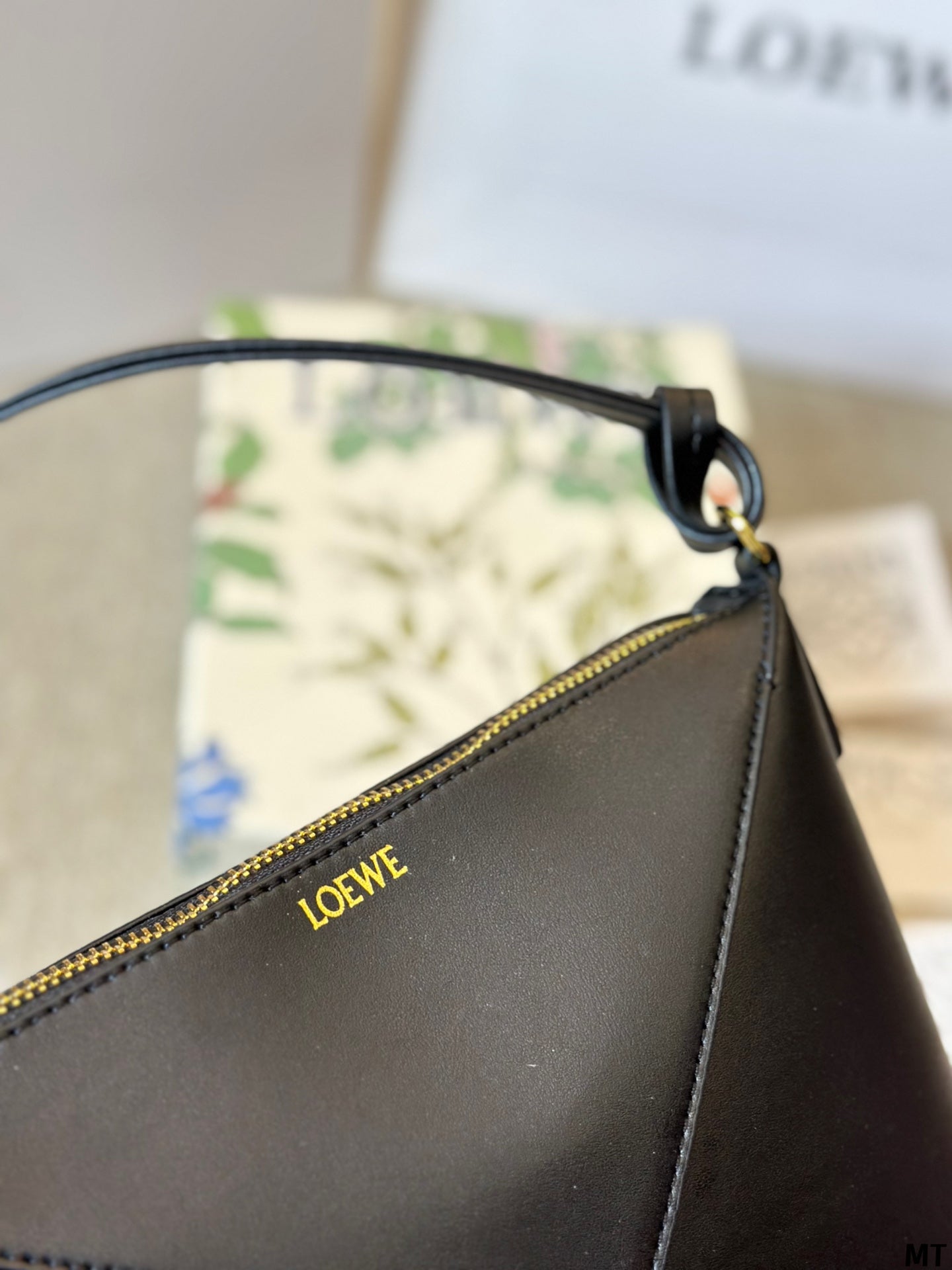 LOEWE LOE 20 PUZZLE FOLD POUCH IN BLACK NAPPA CALFSKIN