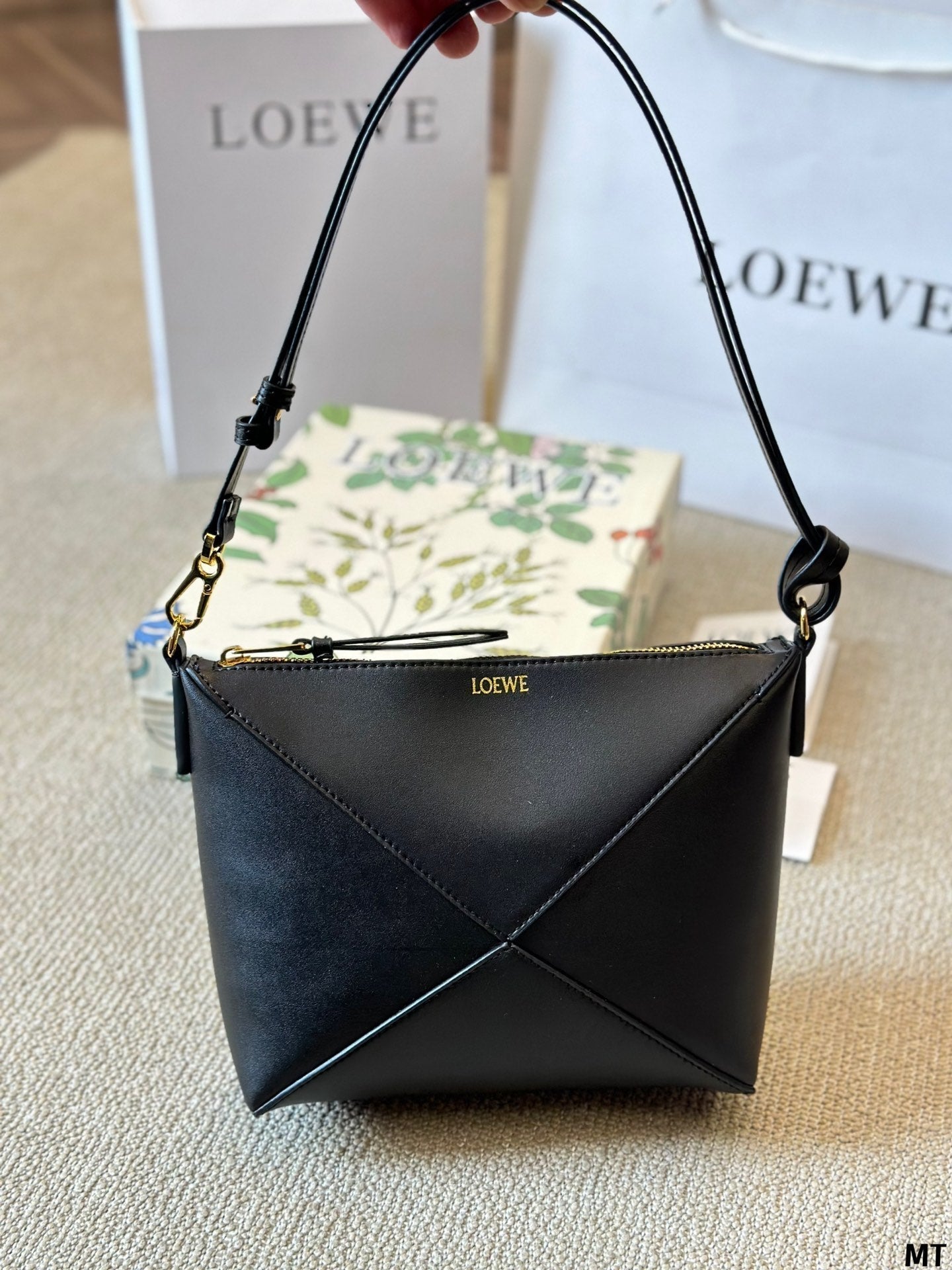 LOEWE LOE 20 PUZZLE FOLD POUCH IN BLACK NAPPA CALFSKIN