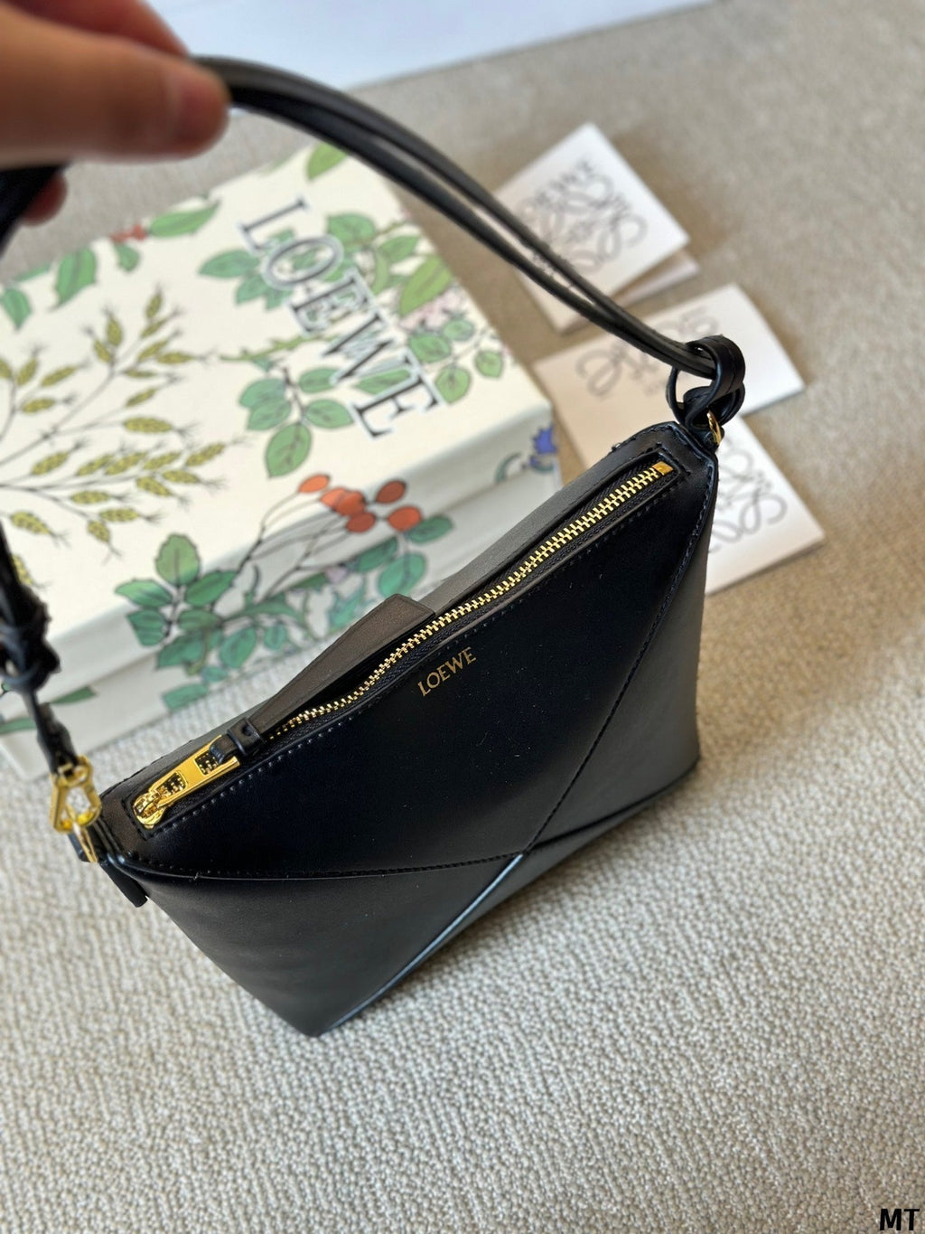 LOEWE LOE 20 PUZZLE FOLD POUCH IN BLACK NAPPA CALFSKIN