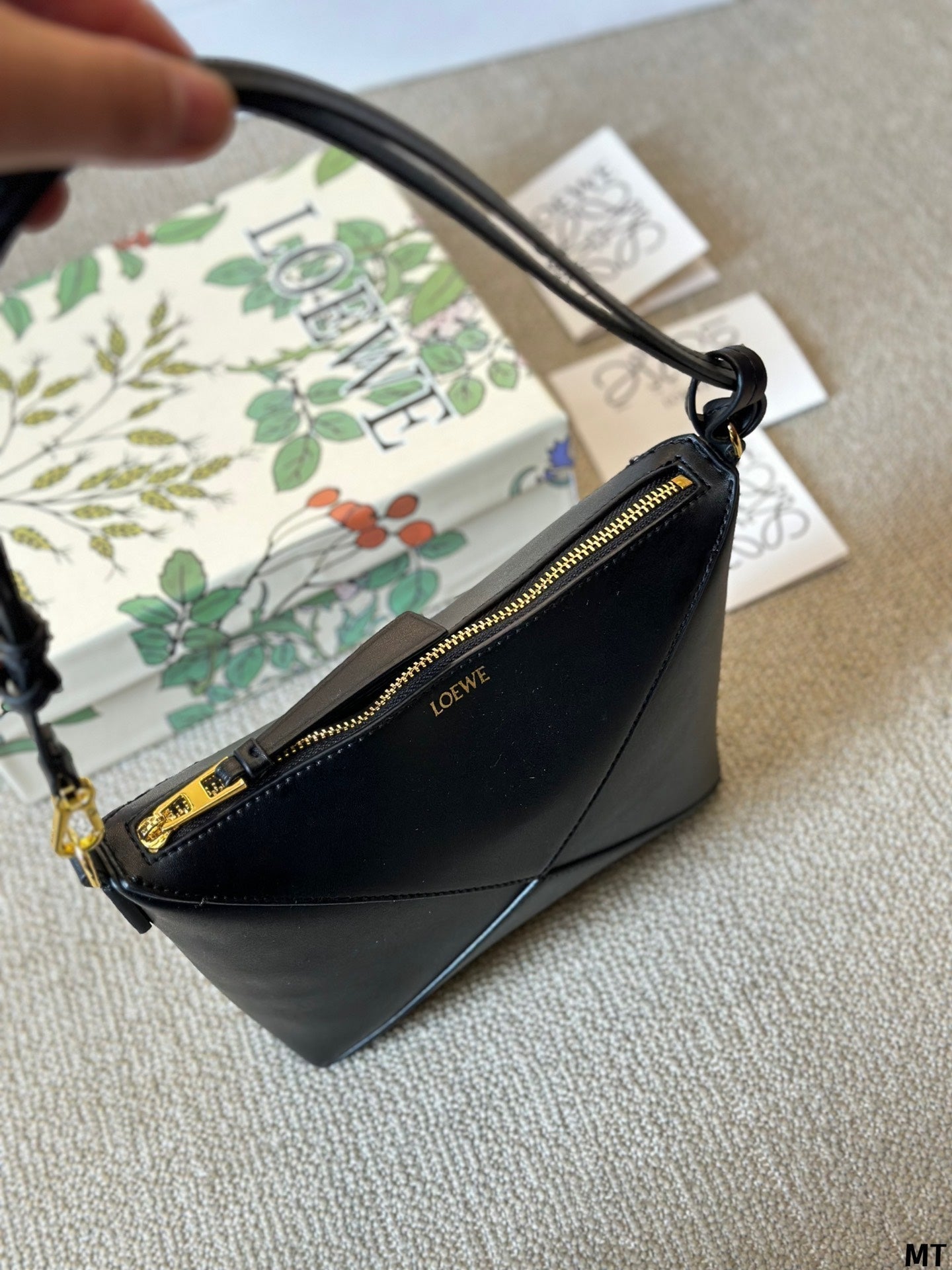 LOEWE LOE 20 PUZZLE FOLD POUCH IN BLACK NAPPA CALFSKIN