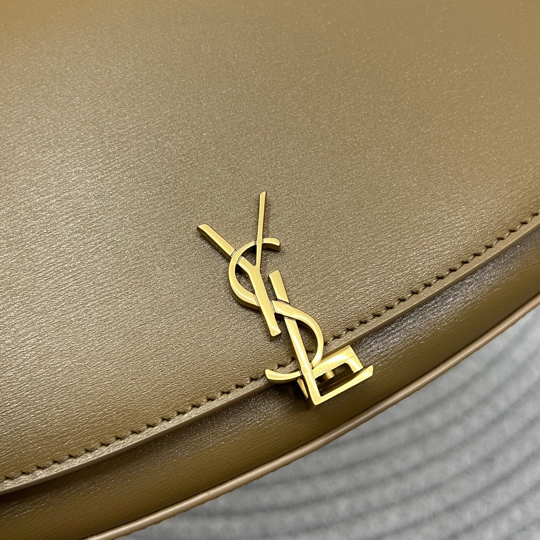SAINT LAURENT VOLTAIRE IN BOX 21 IN CARAMEL BROWN CALFSKIN GOLD LOGO