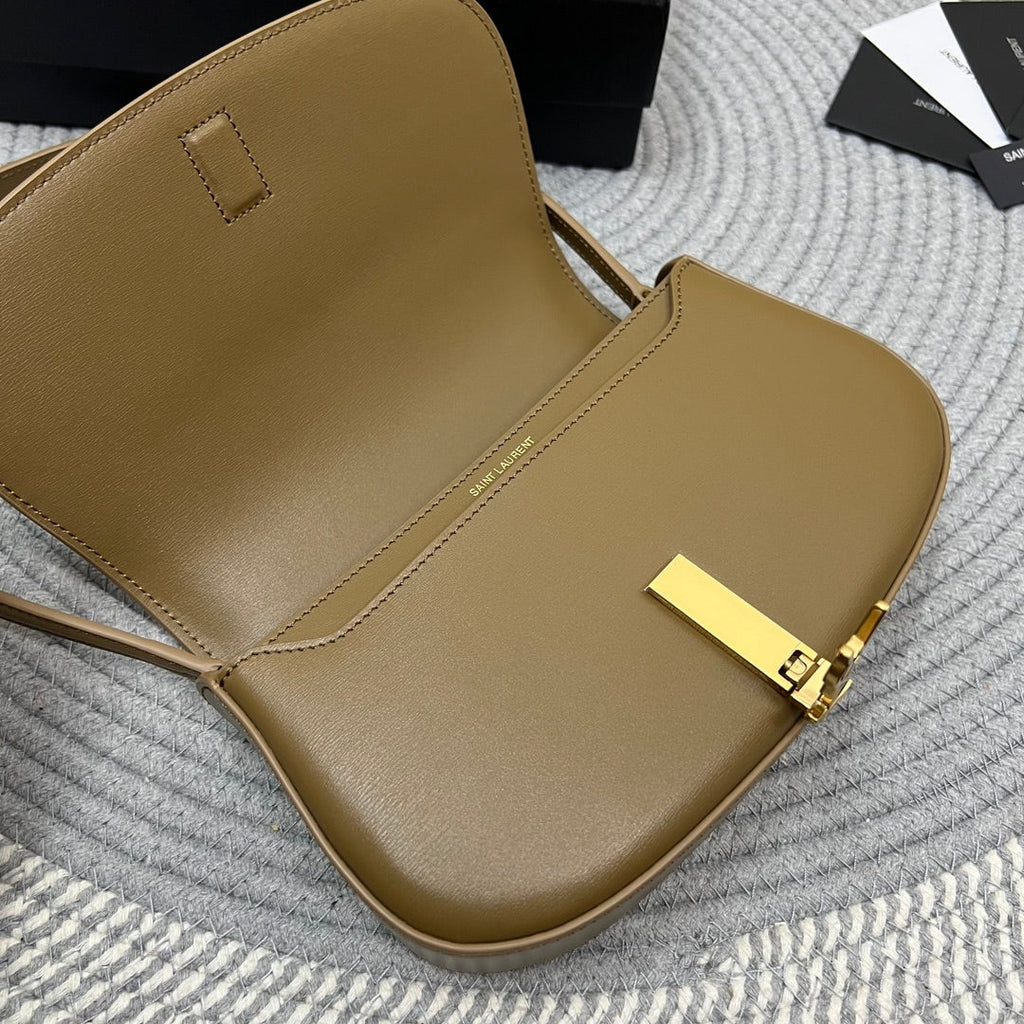 SAINT LAURENT VOLTAIRE IN BOX 21 IN CARAMEL BROWN CALFSKIN GOLD LOGO