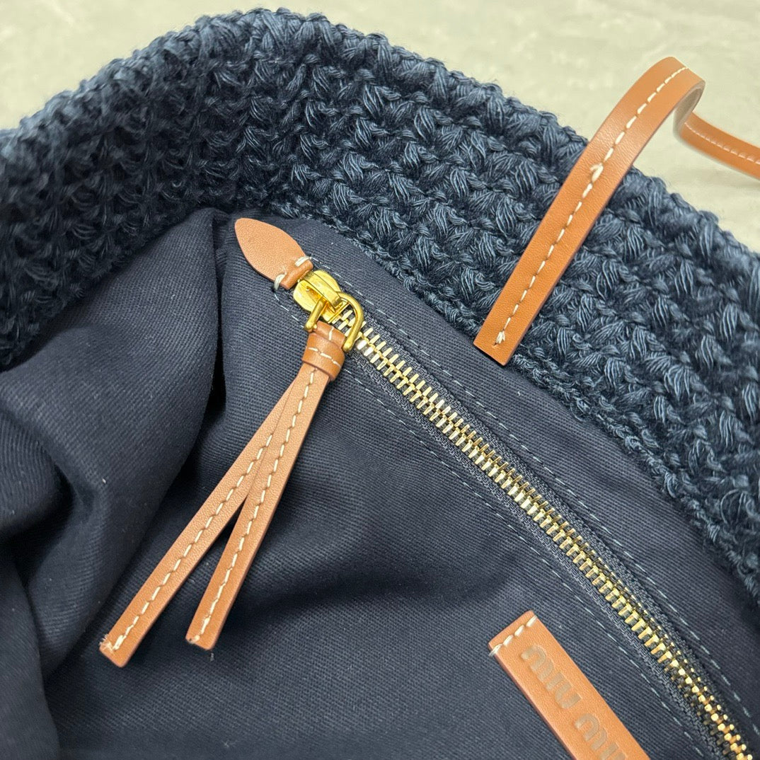MIU MIU TOTE BAG 38 IN COLORFUL WOVEN RAFFIA