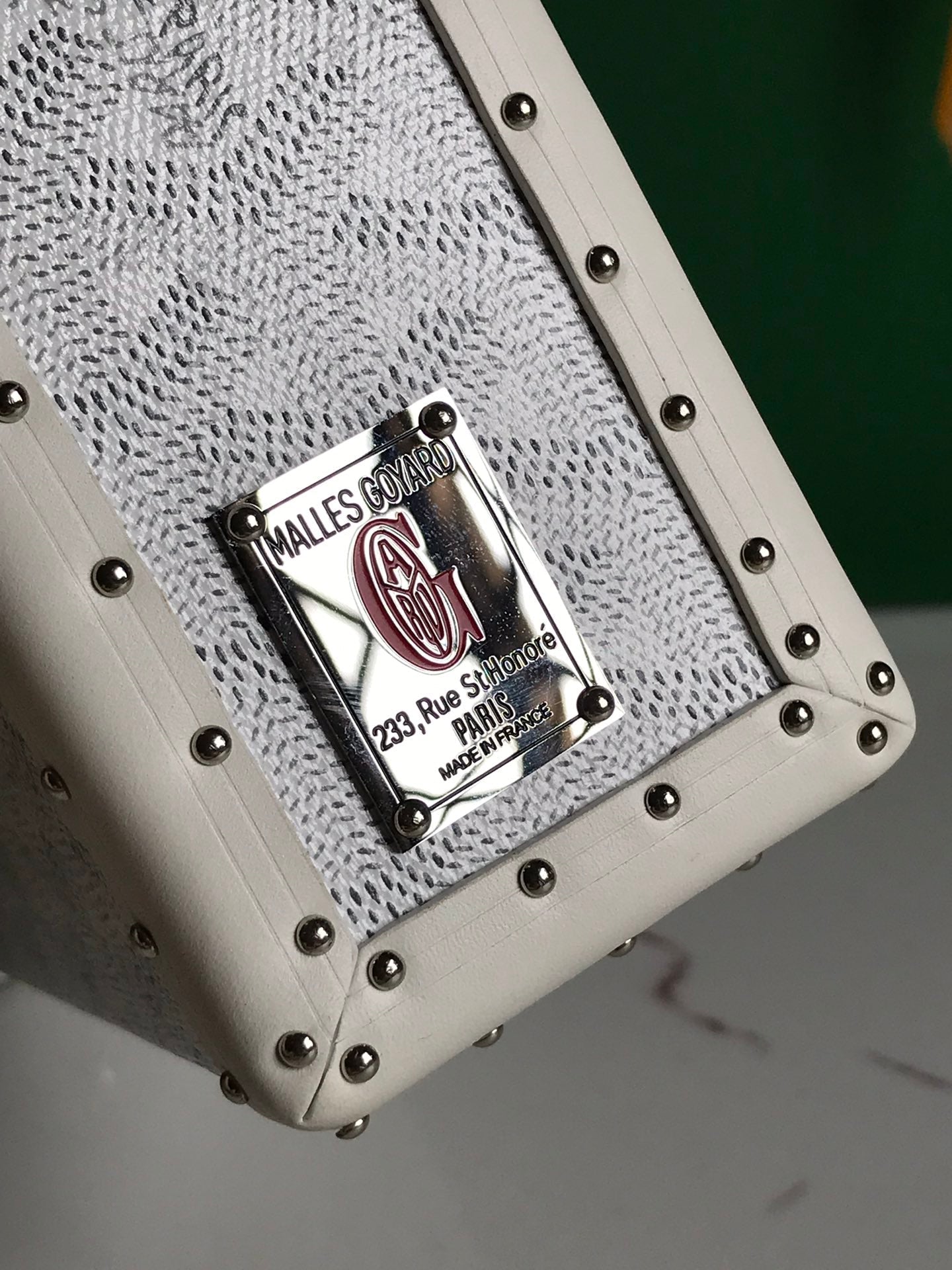 GOYARD CASSETTE TRUNK BAG 21 IN WHITE GOYARDINE CANVAS & CLAMECY COWHIDE