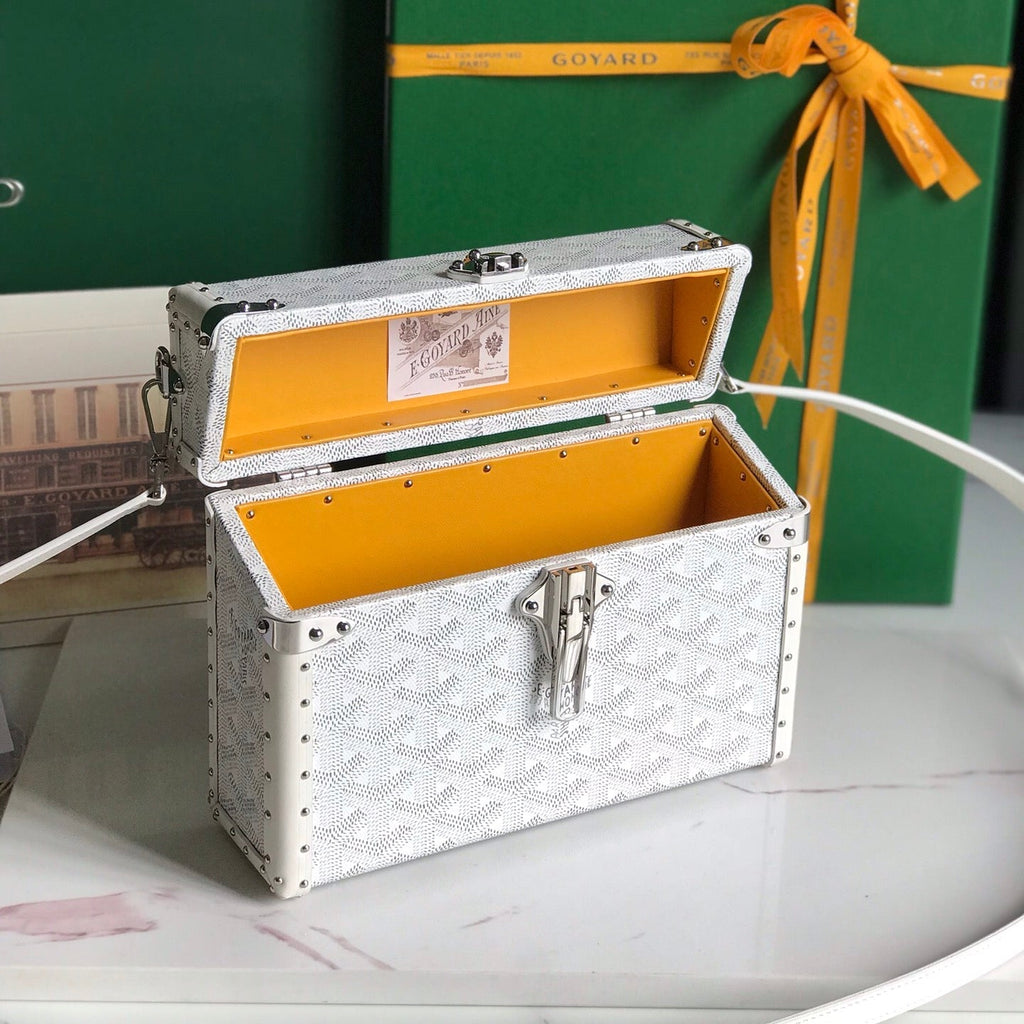 GOYARD CASSETTE TRUNK BAG 21 IN WHITE GOYARDINE CANVAS & CLAMECY COWHIDE