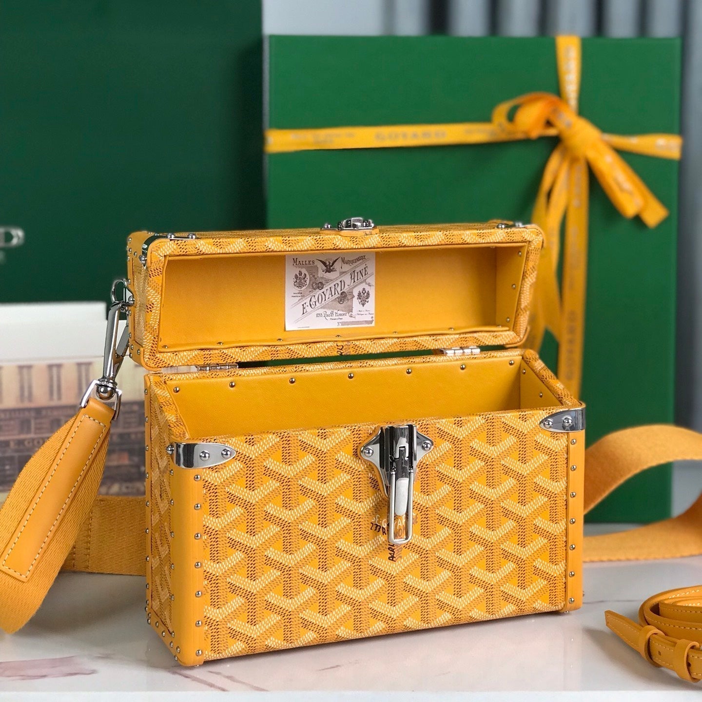 GOYARD CASSETTE TRUNK BAG 21 IN YELLOW GOYARDINE CANVAS & CLAMECY COWHIDE