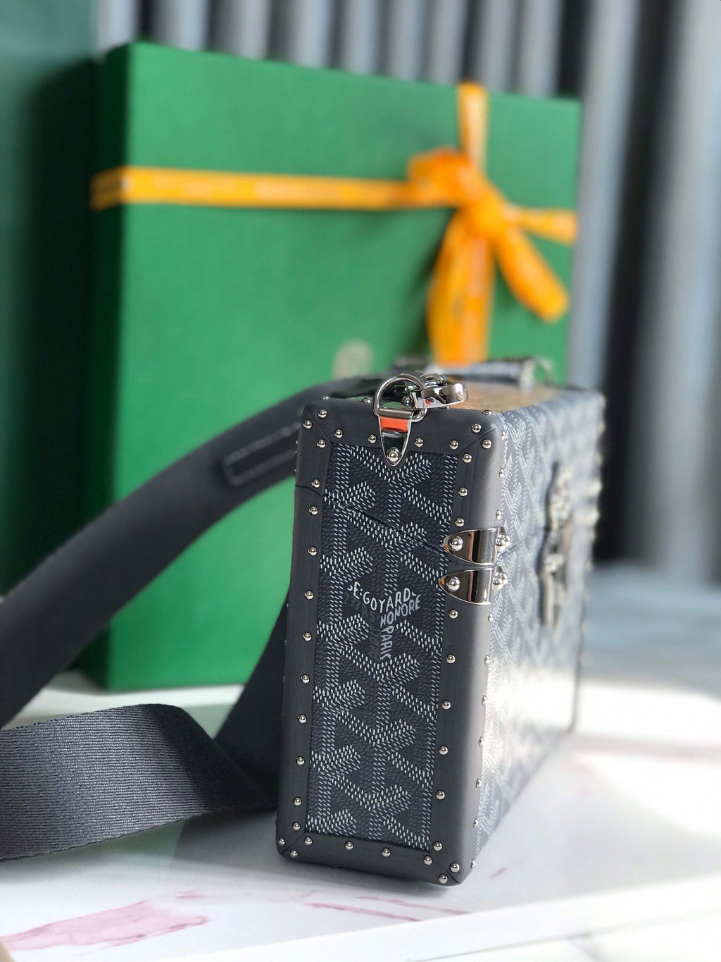 GOYARD CASSETTE TRUNK BAG 21 IN GREY GOYARDINE CANVAS & CLAMECY COWHIDE