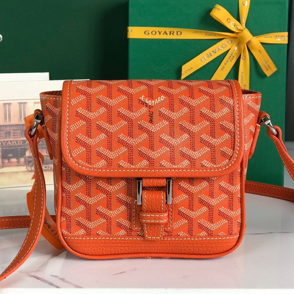 GOYARD GRAND BLEU 16 IN ORANGE GOYARDINE CANVAS AND LAMBSKIN